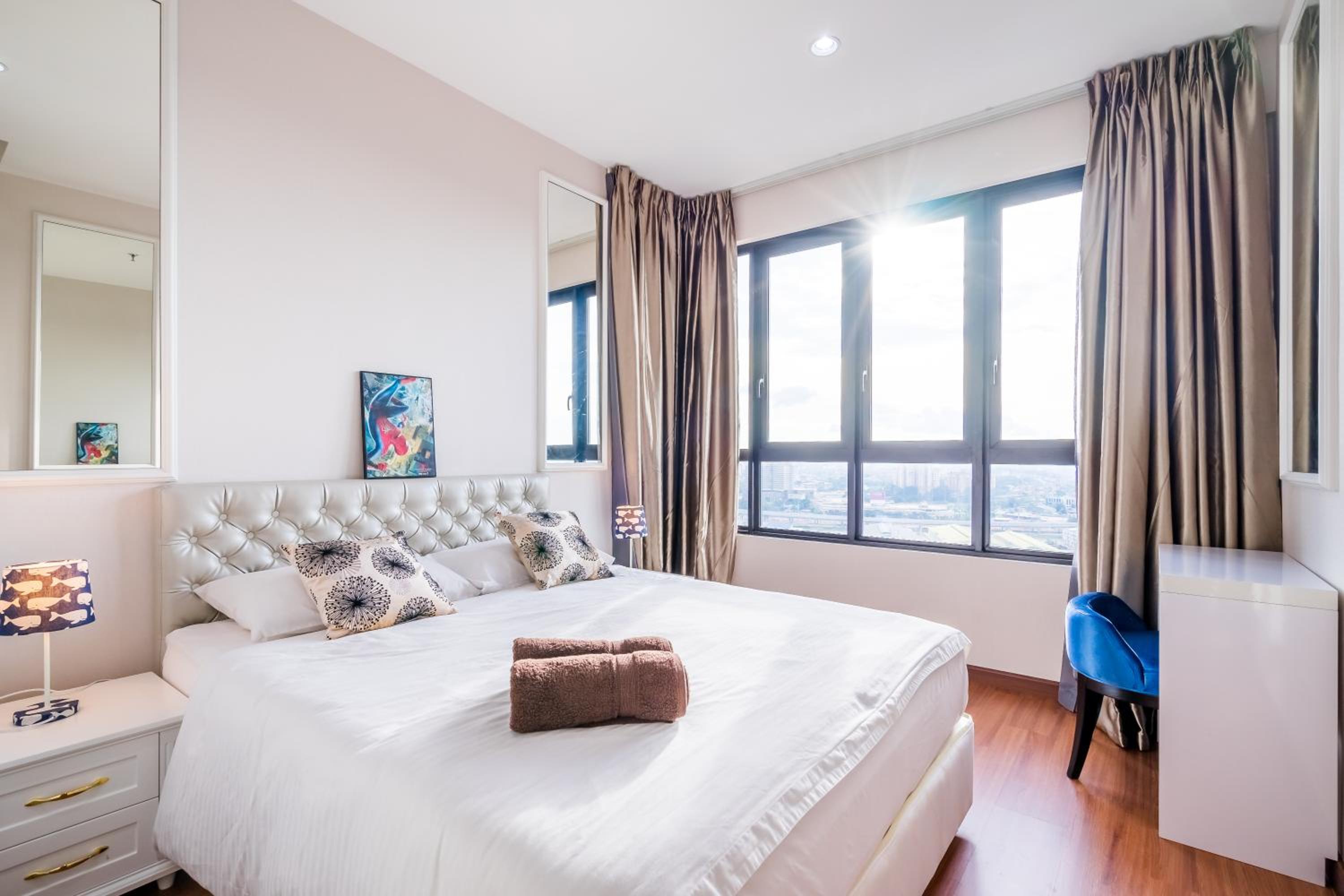 HostaHome Suites at I-City, Central Mall photo 7