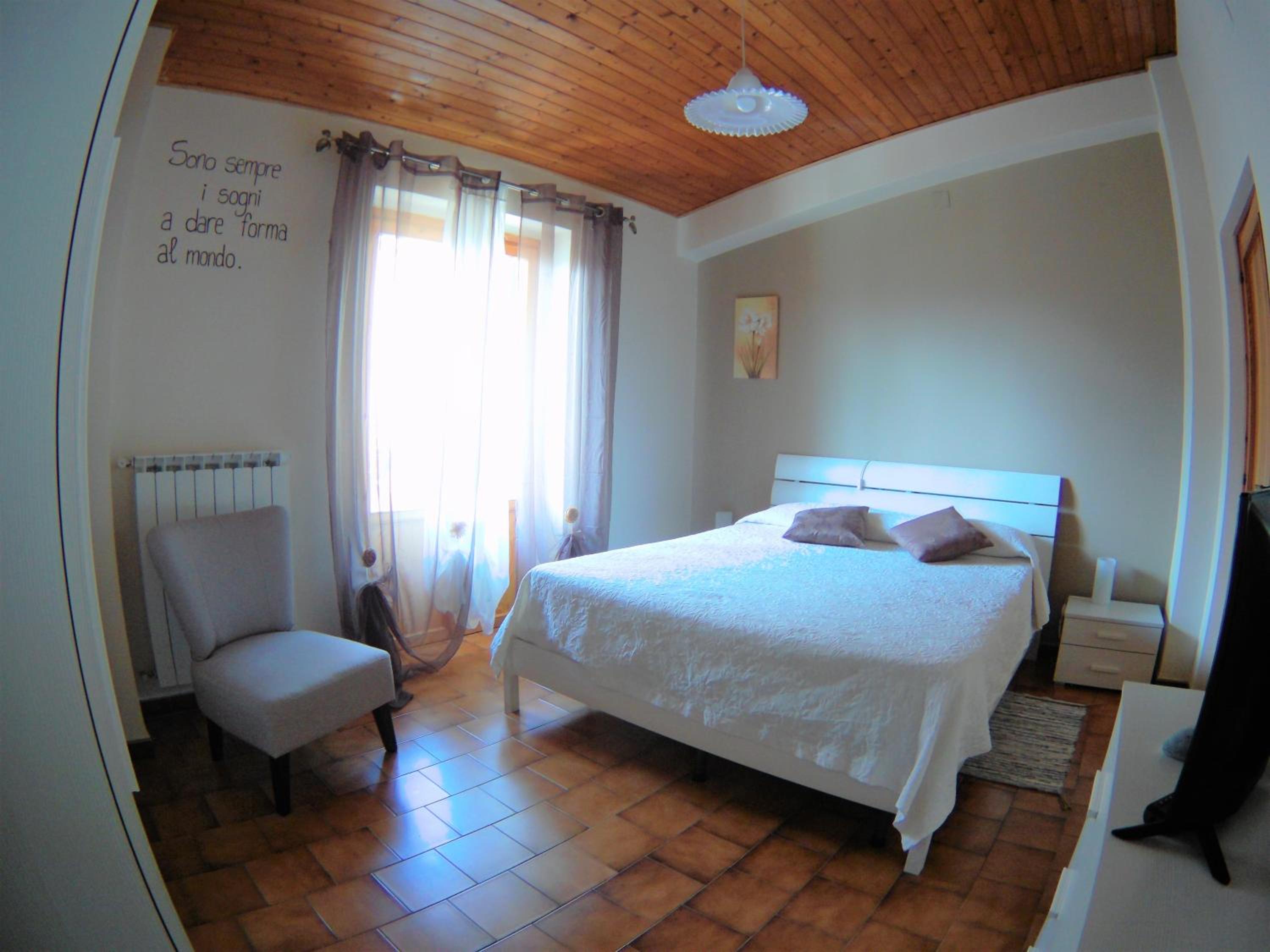 Photo 56
