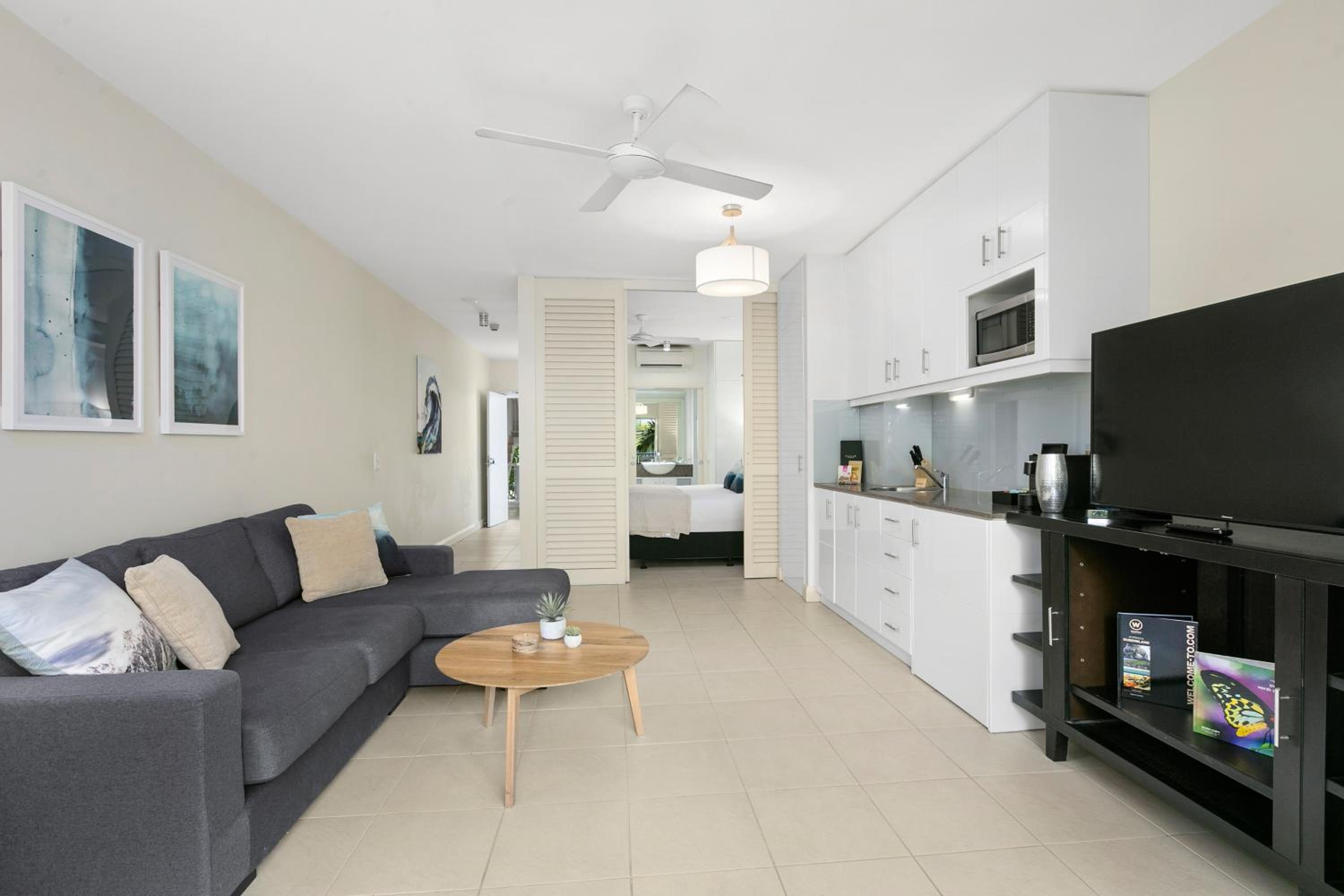 Elysium Private Accommodation at Beach Club & Spa