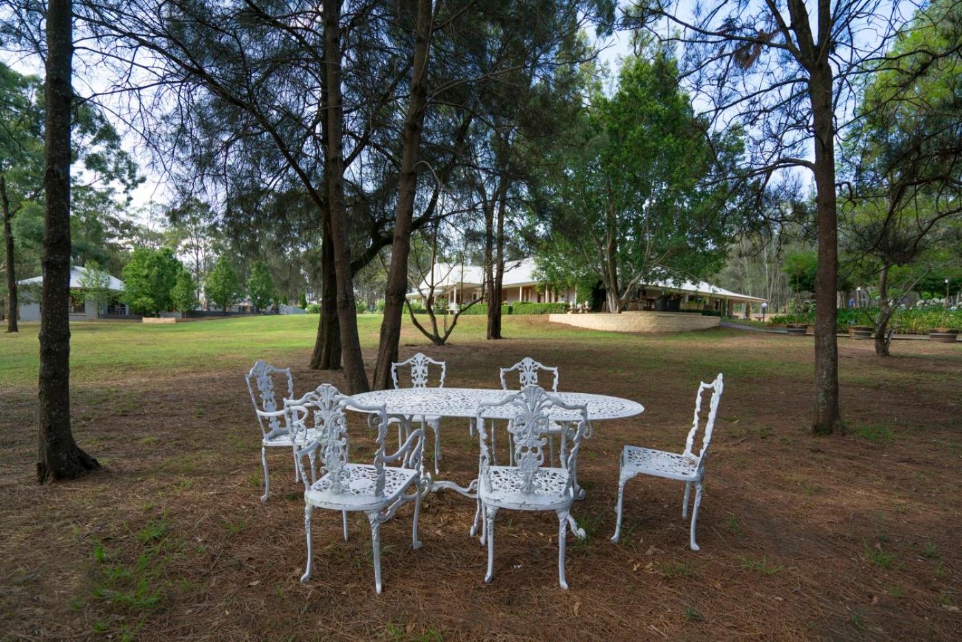 Thistle Hill Guesthouse - walk to many wineries and restaurants