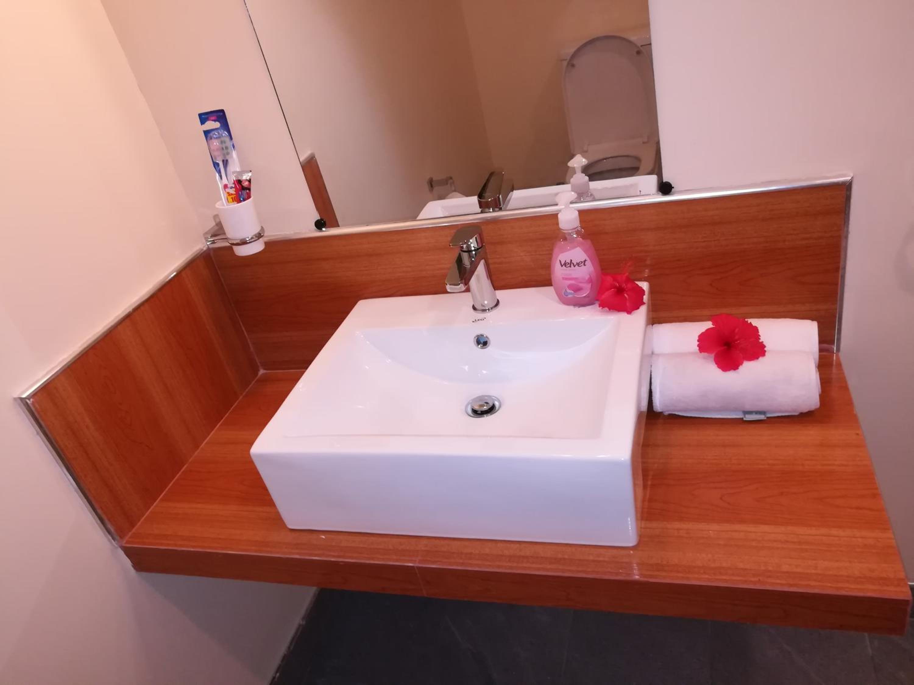 Photo 23