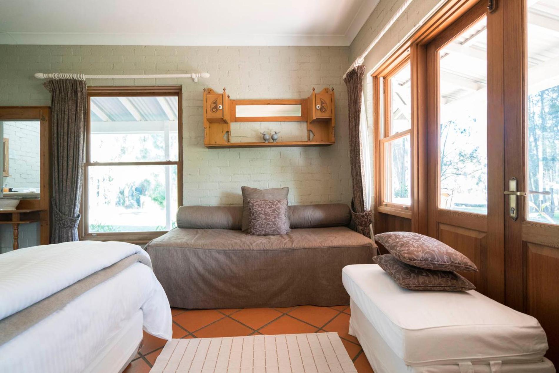 Thistle Hill Guesthouse - walk to many wineries and restaurants