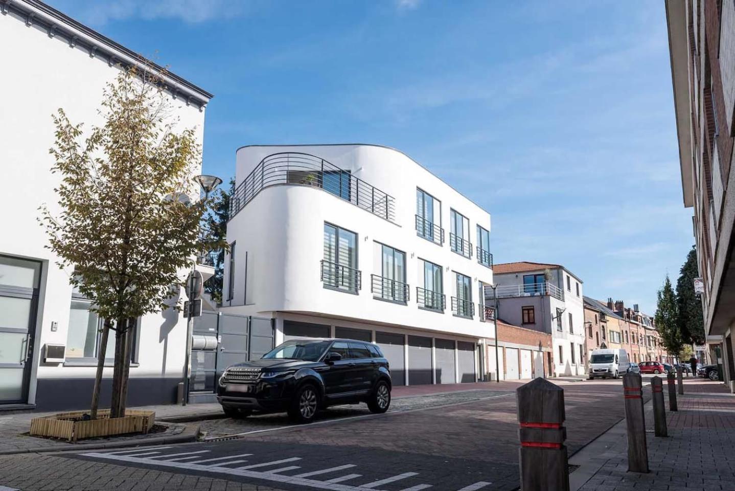 Studio Brussels Airport - Central