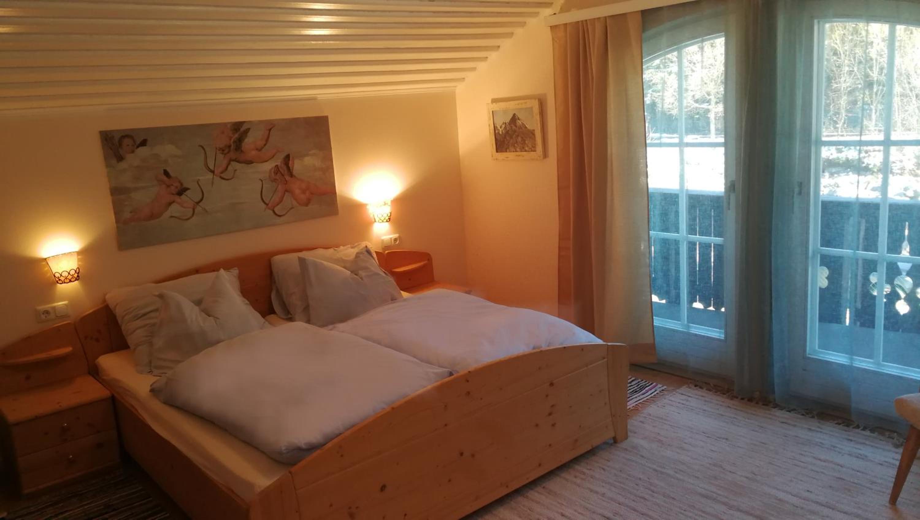 Rosis Cottage