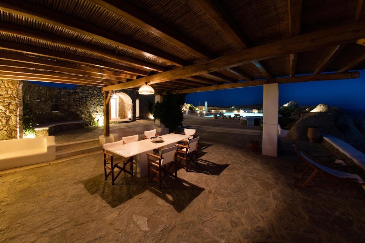 outdoor BBQ area