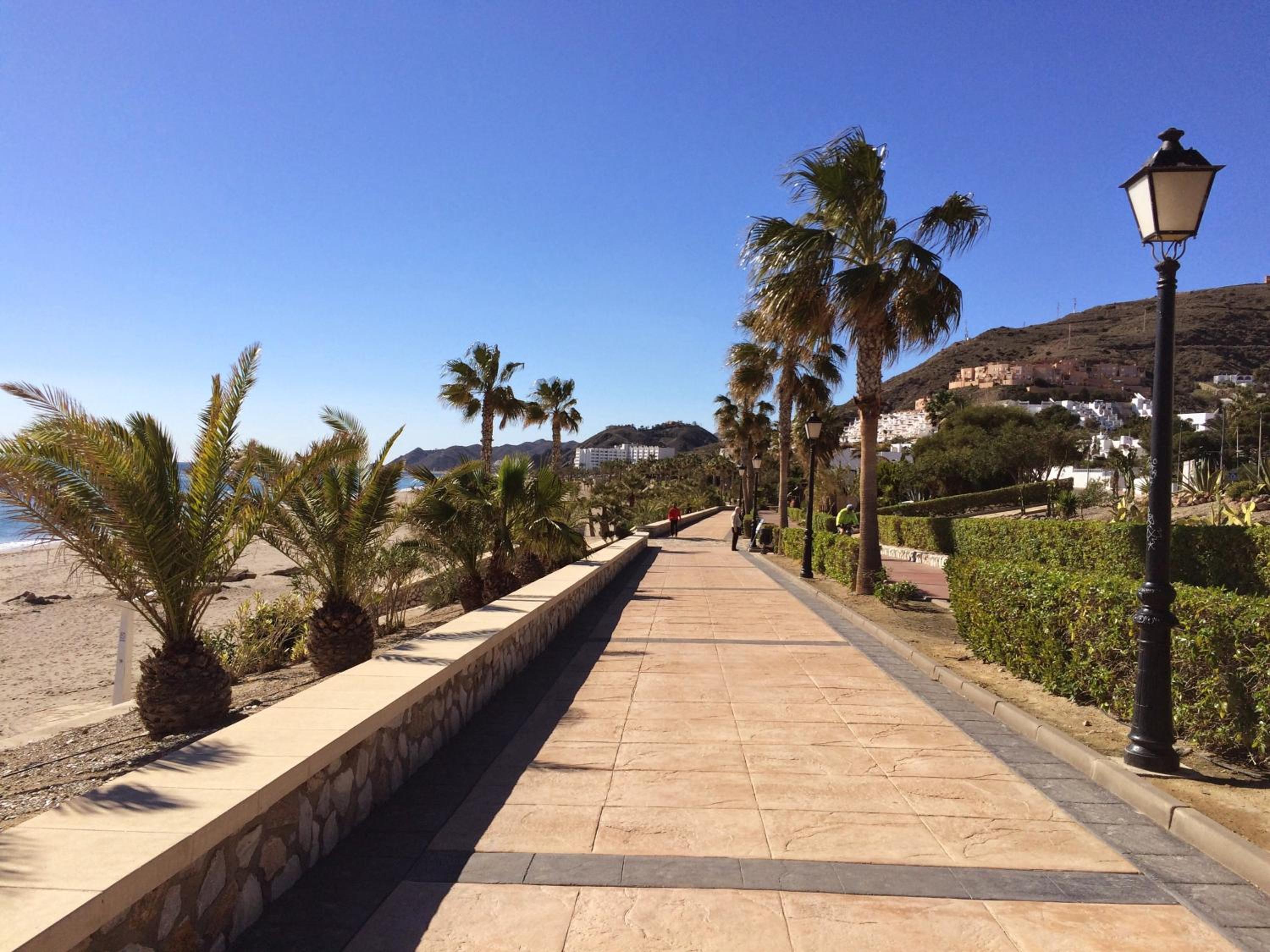 Maison Alriad - Alojamiento familiar tranquilo cerca del mar con jardín, porche y parking privado en el interior de la finca no apto para fiestas