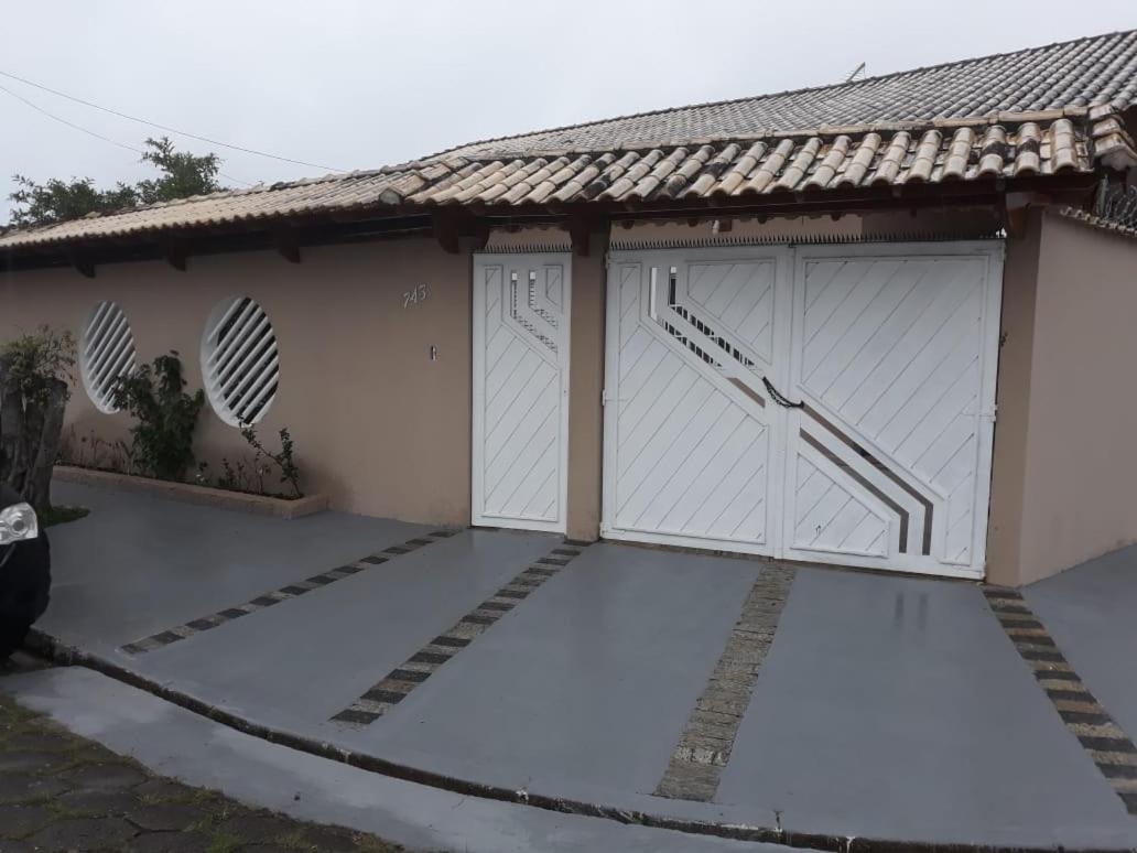 Casa em Peruíbe SP - Temporada - 800 Metros da praia com Wi-Fi
