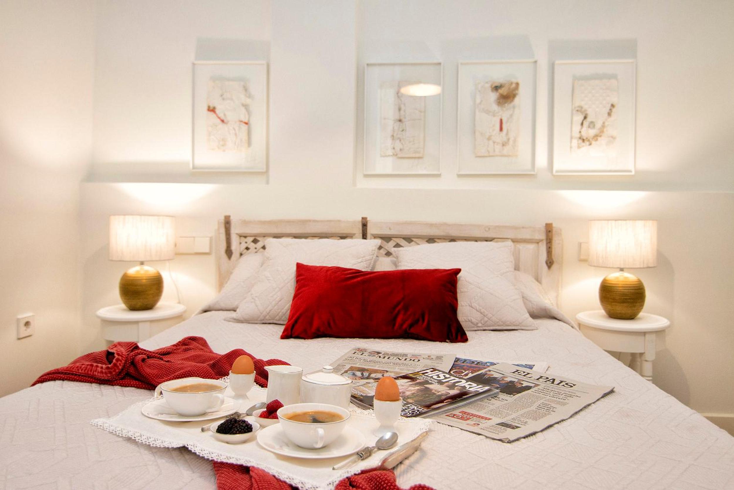 Central Deluxe Apartments