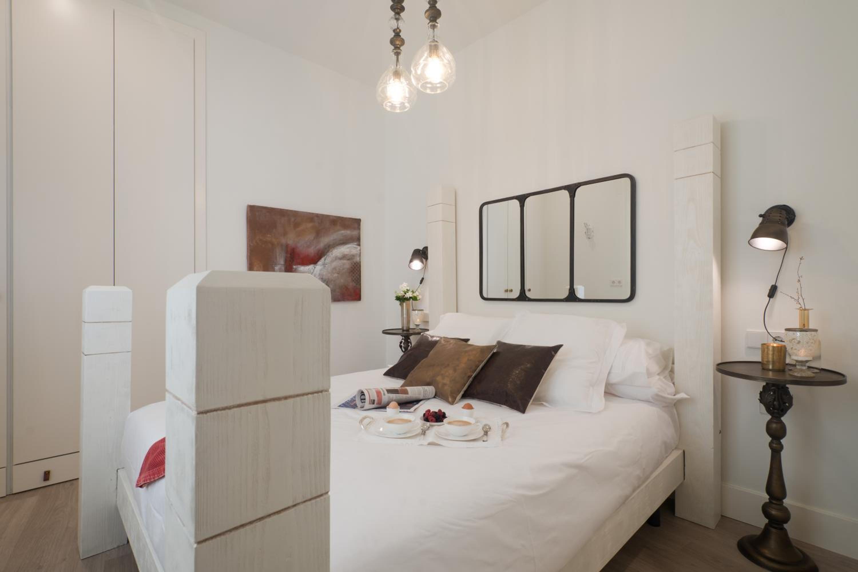 Central Deluxe Apartments