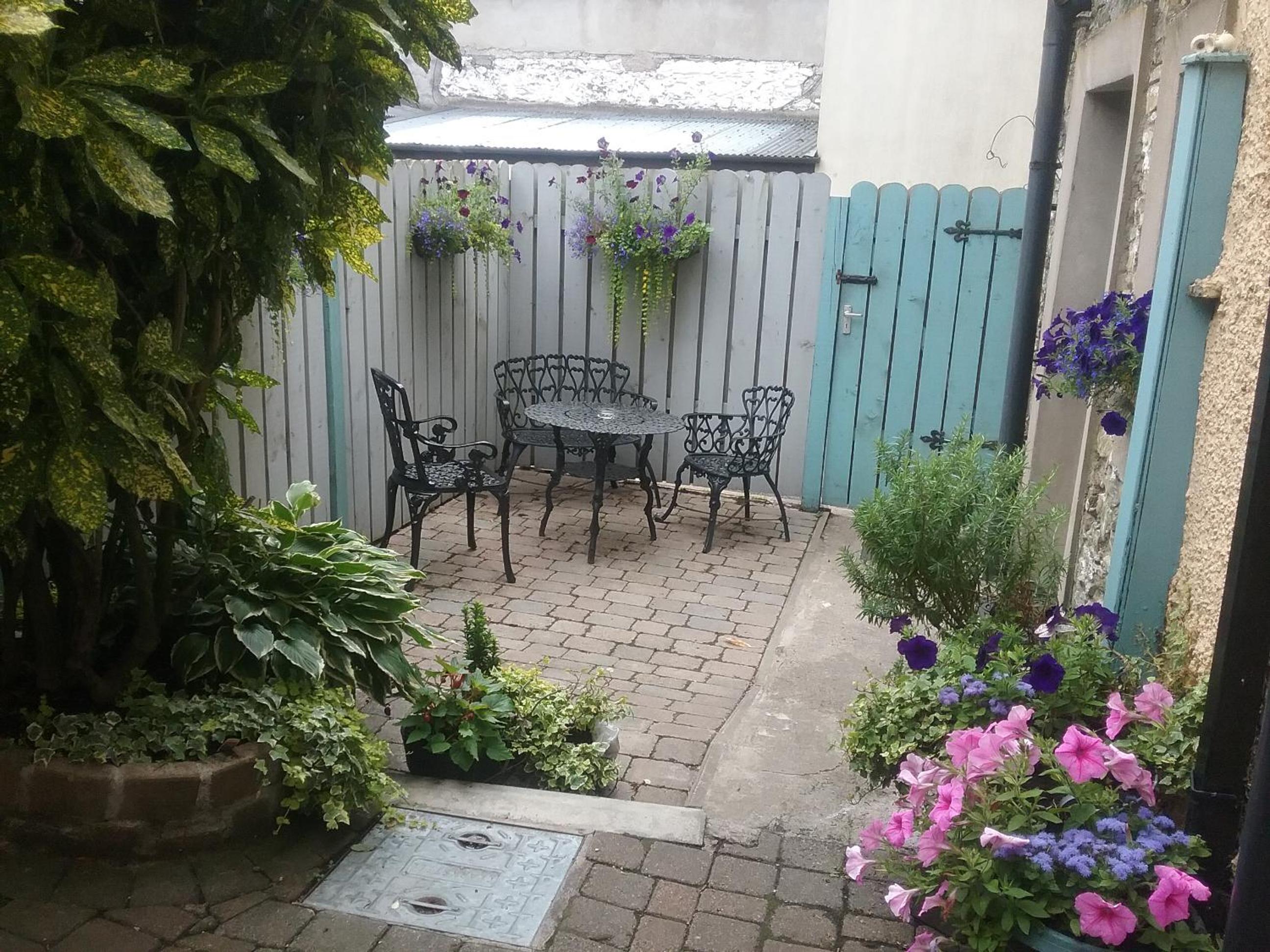Ashleigh House Bed & Breakfast