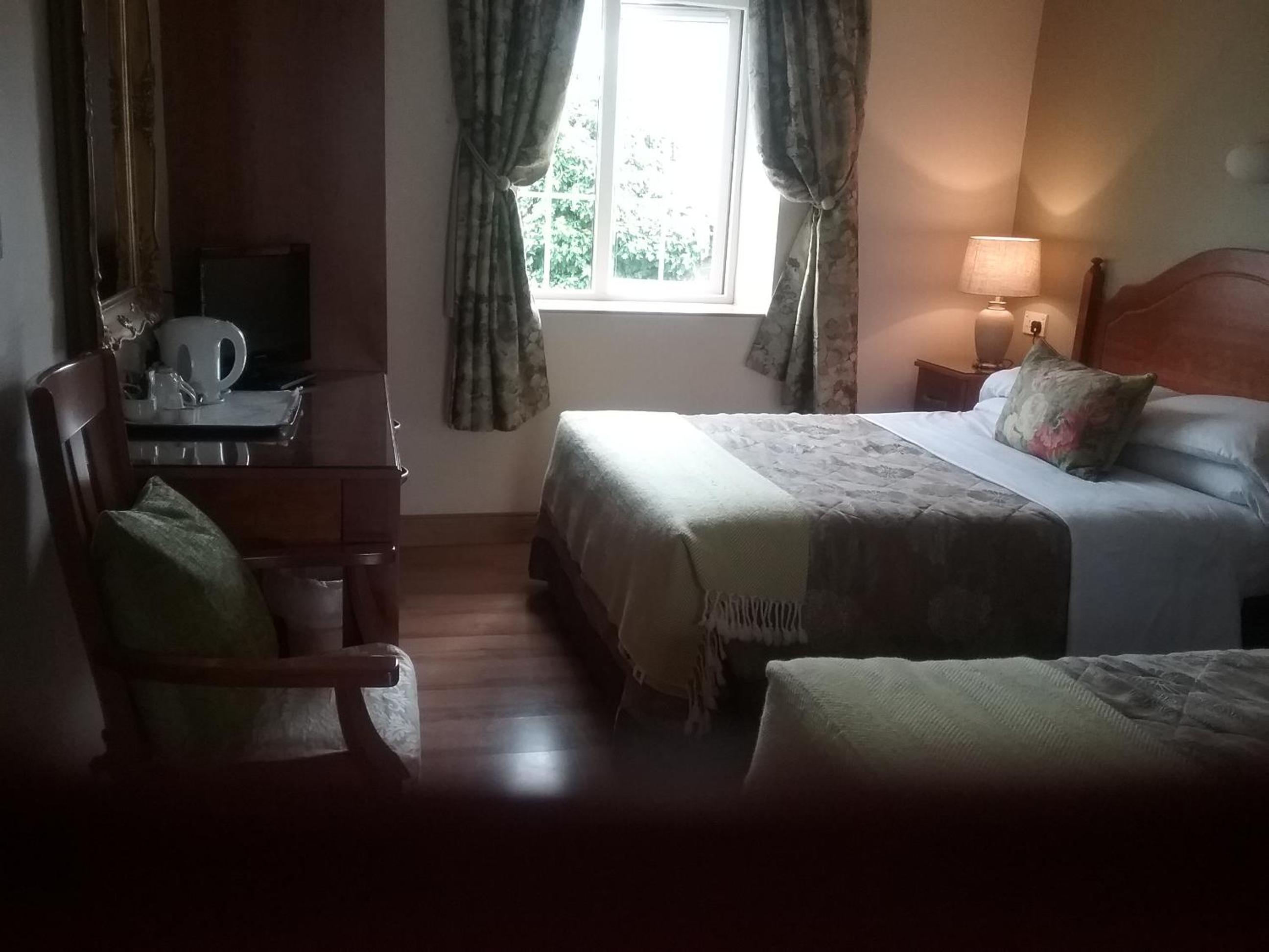 Ashleigh House Bed & Breakfast