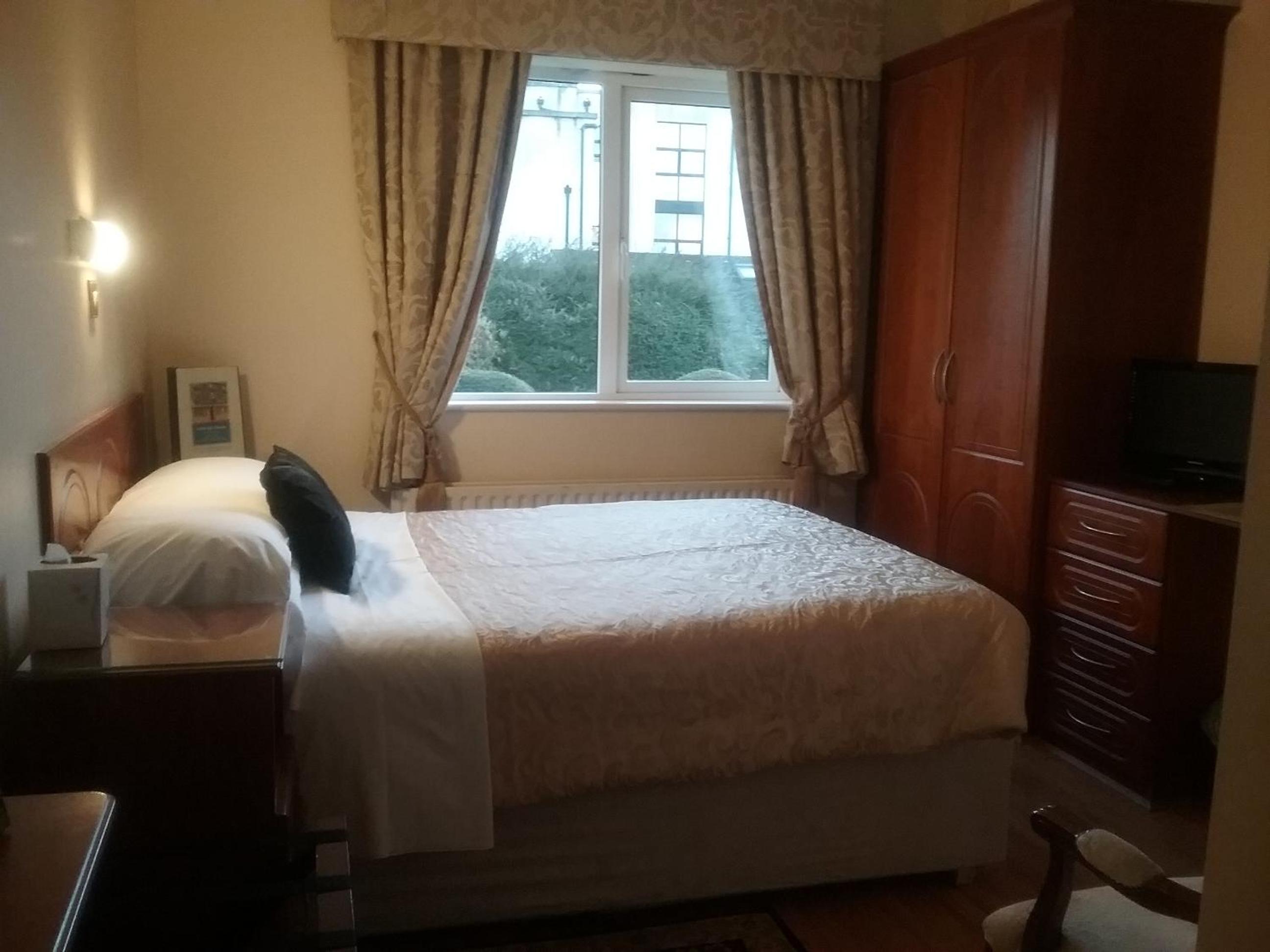 Ashleigh House Bed & Breakfast