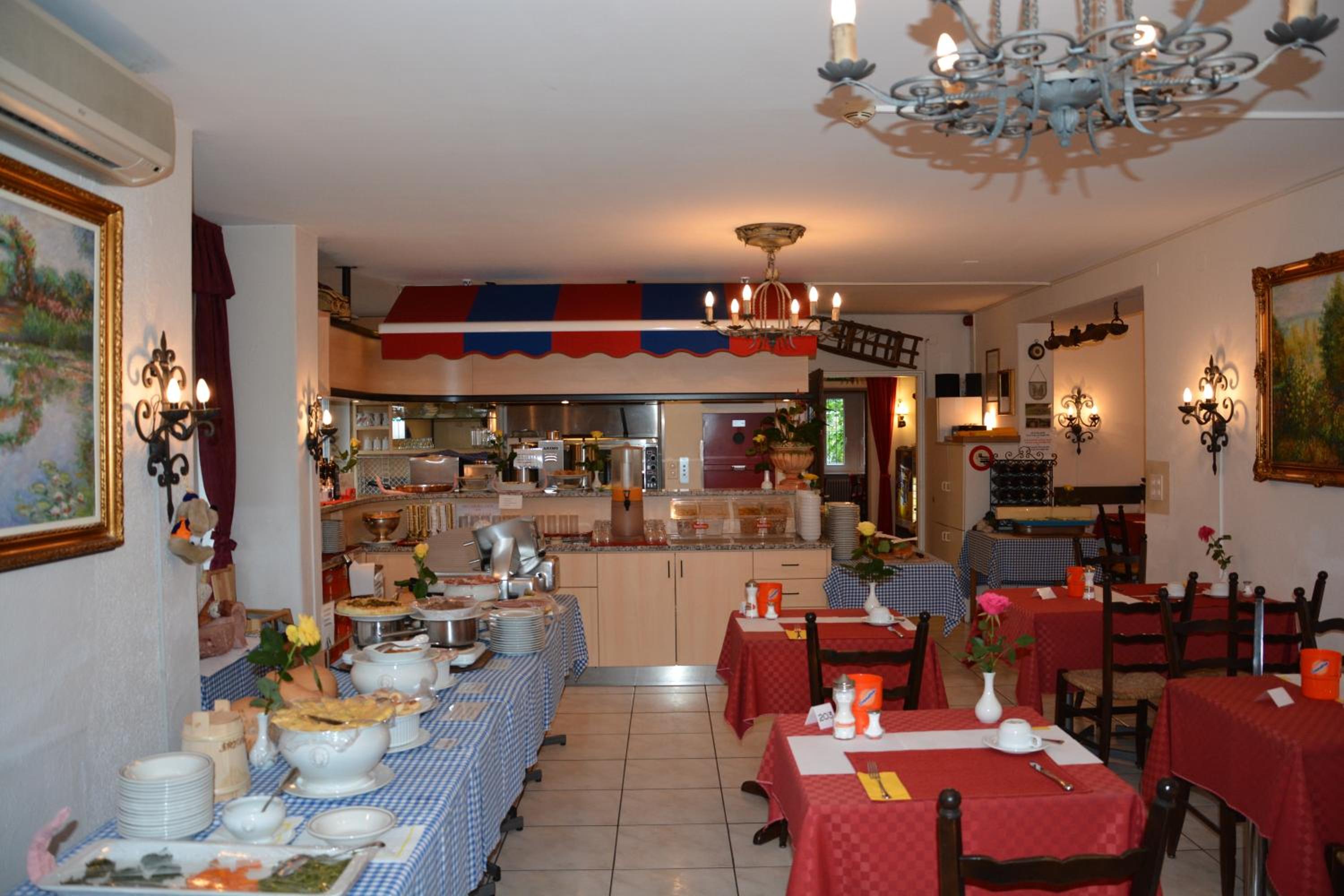 restaurant