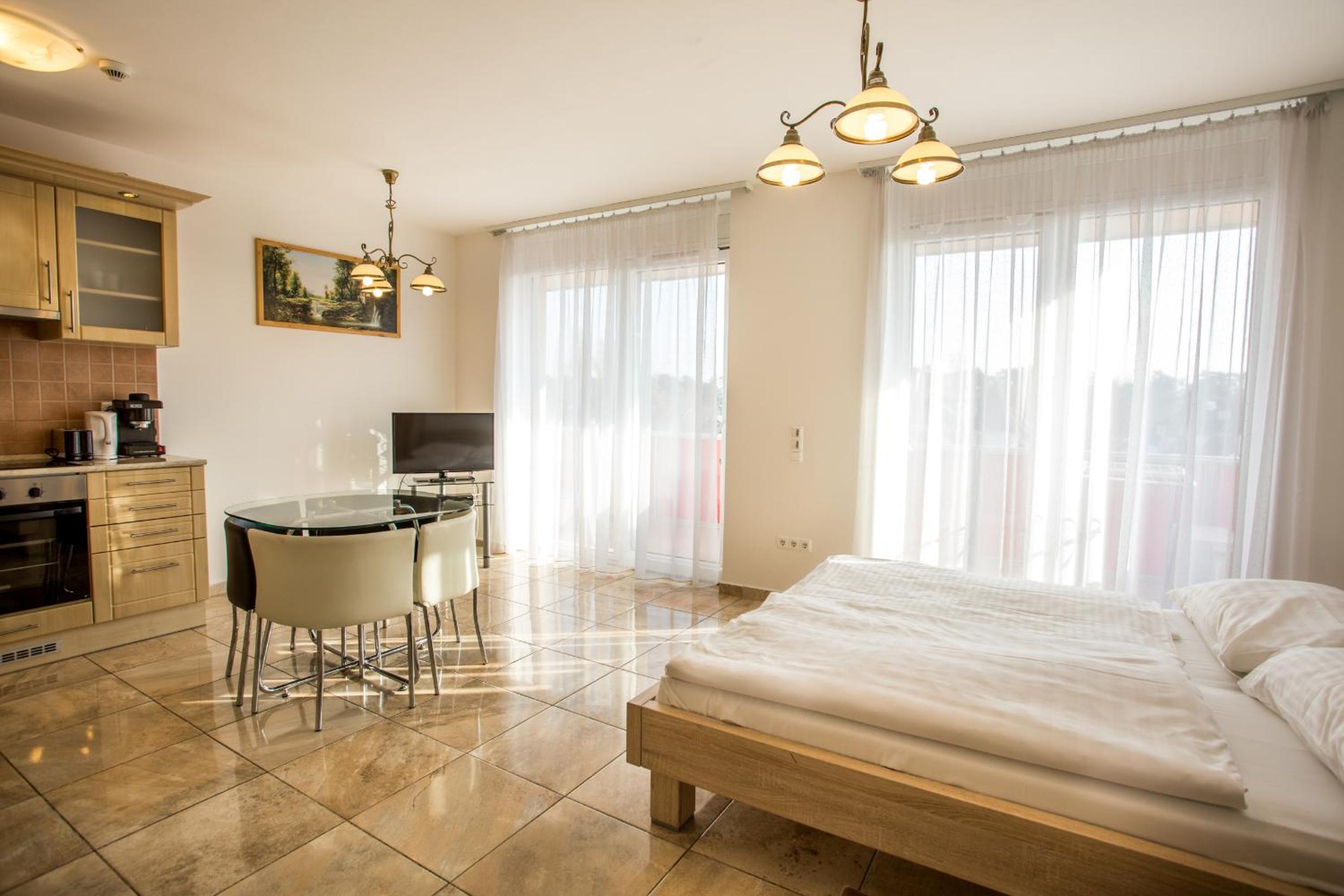Luxury Apartment Hotel Siófok view 4