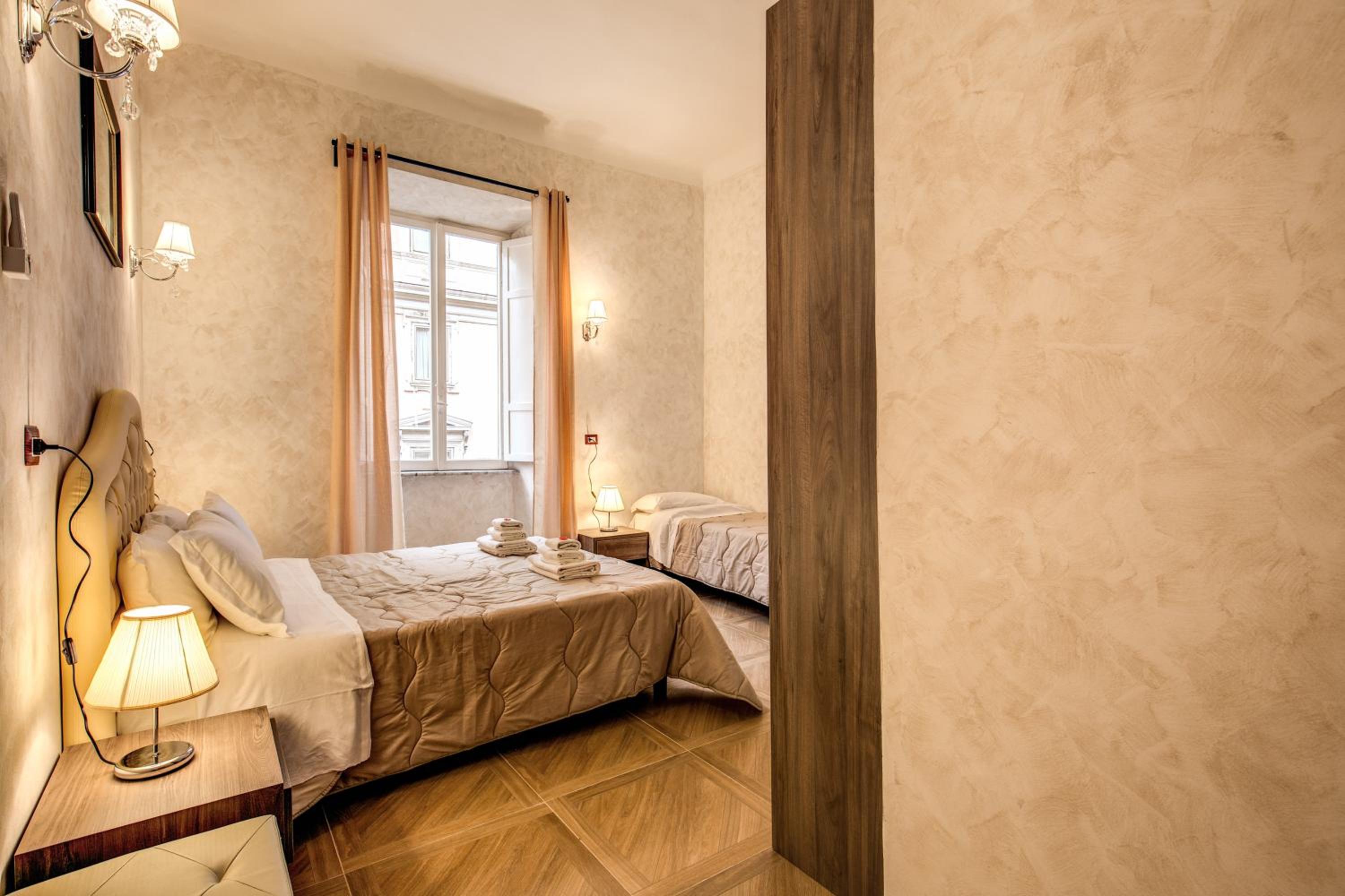 AMICI GUESTHOUSE