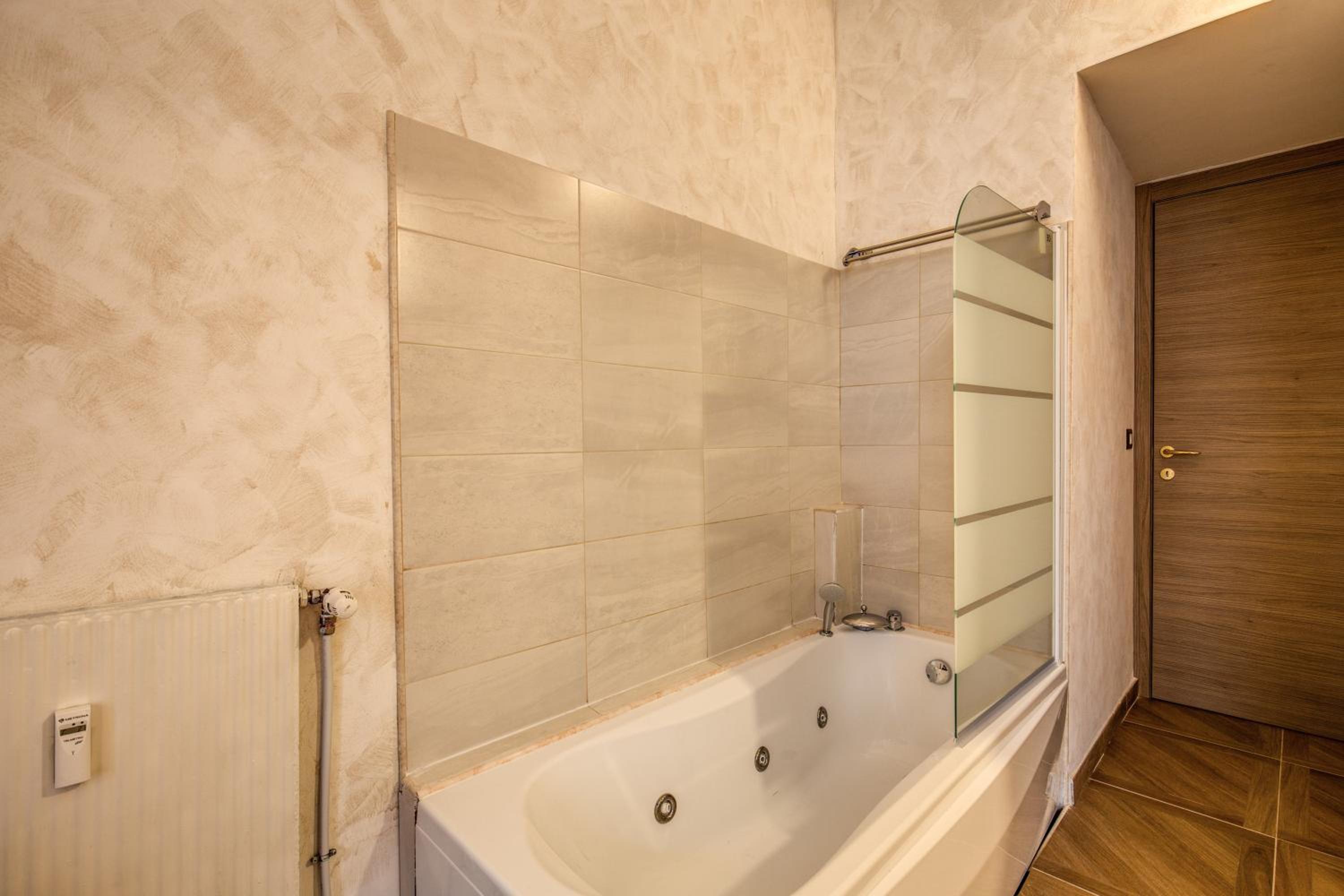 AMICI GUESTHOUSE