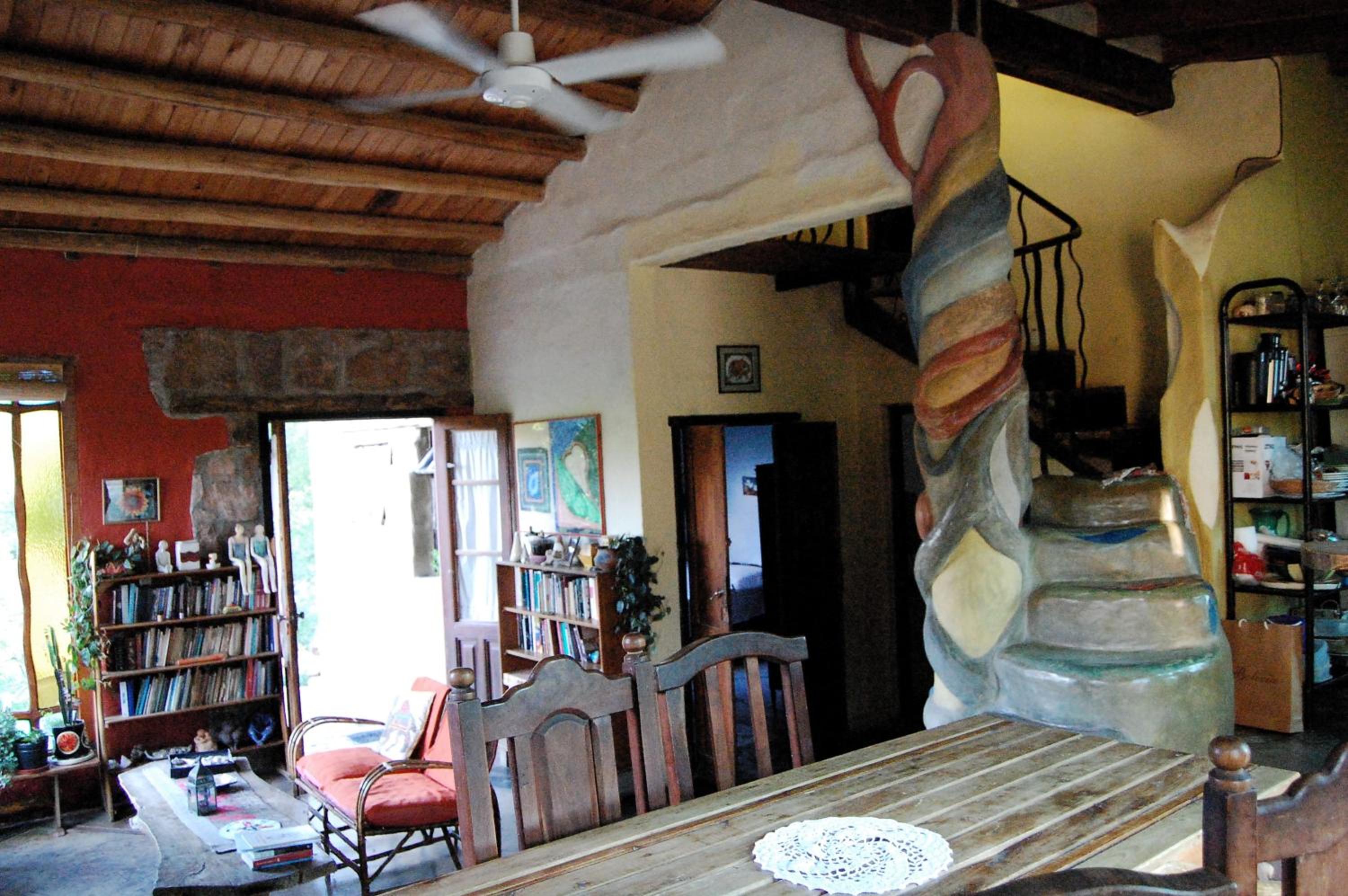 Casa Amarilla