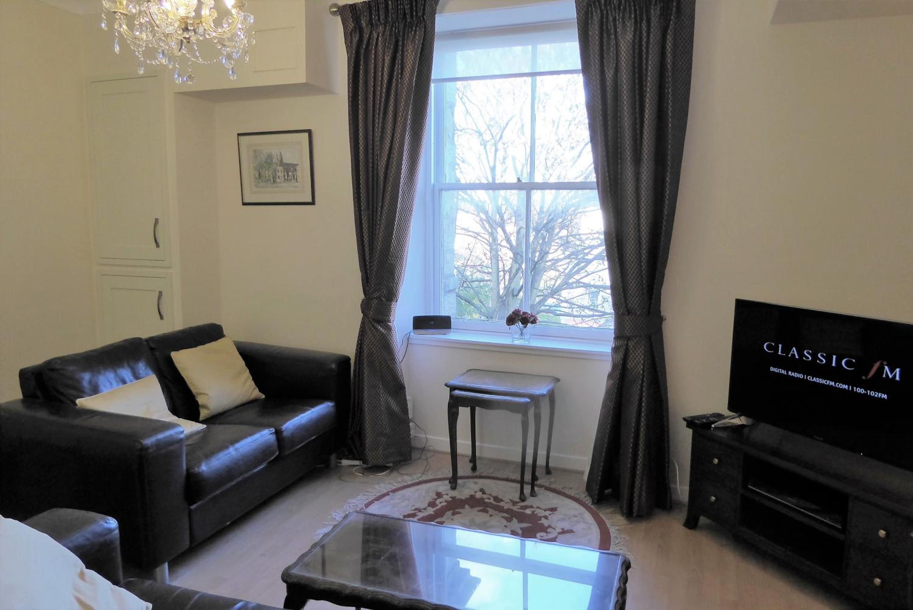 Skene Terrace Apartments view 3