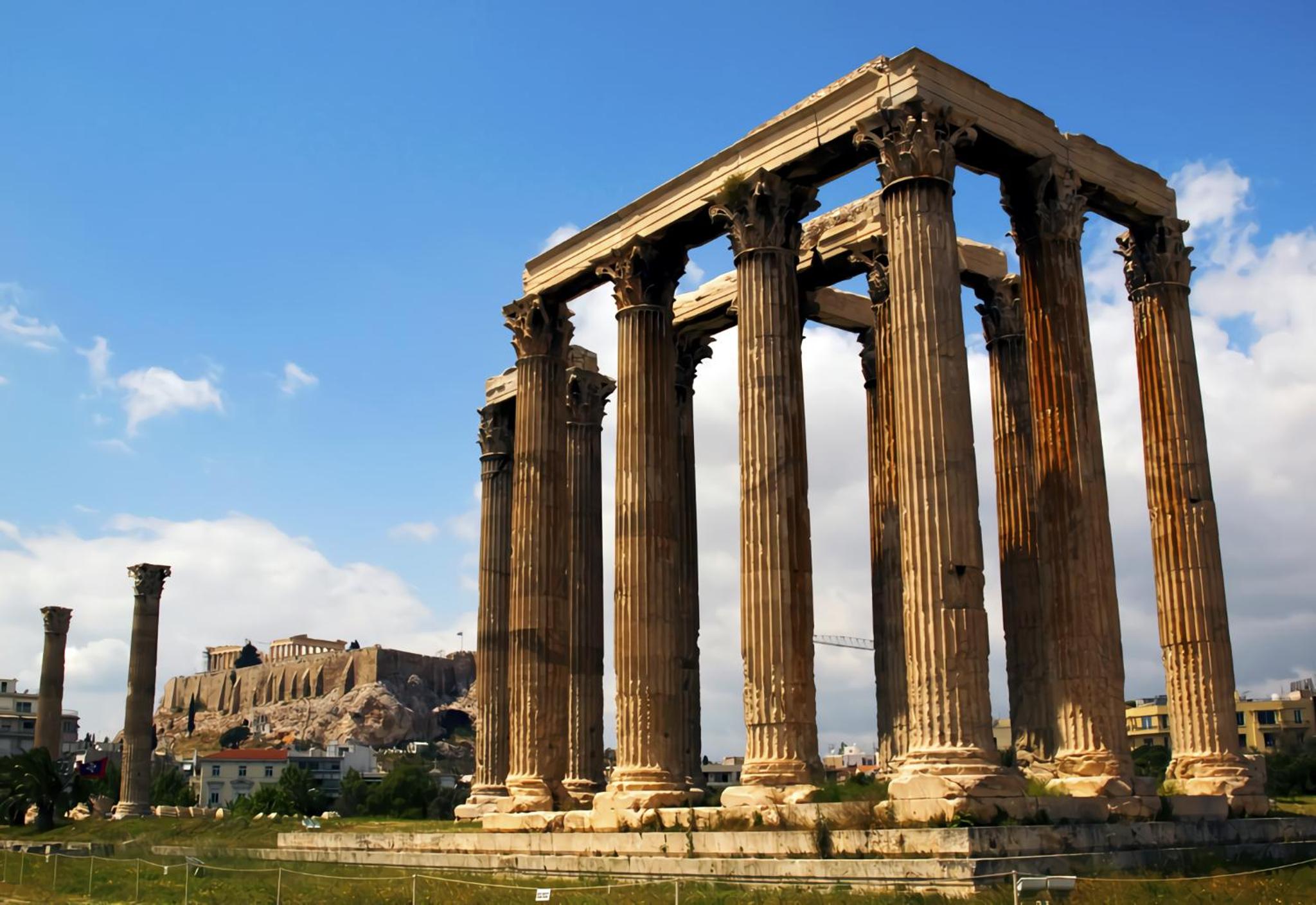 By the Acropolis, In the heart of Plaka!