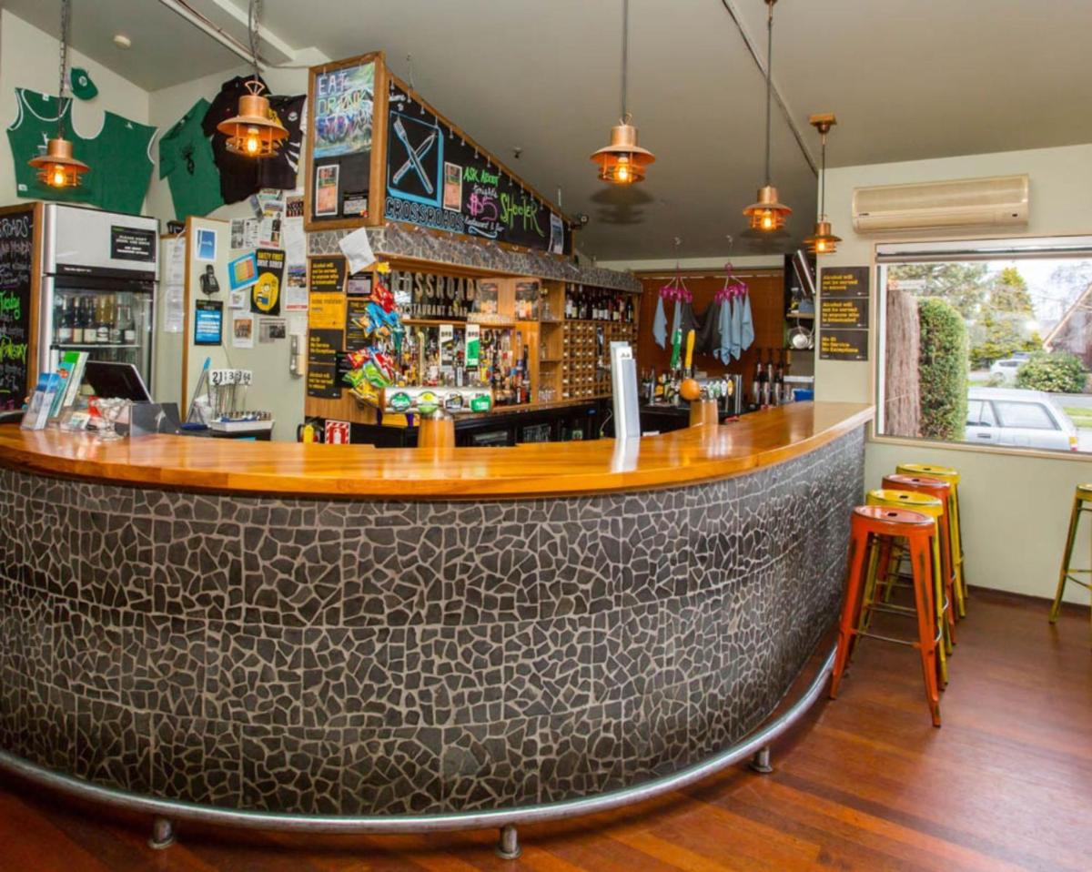 bar