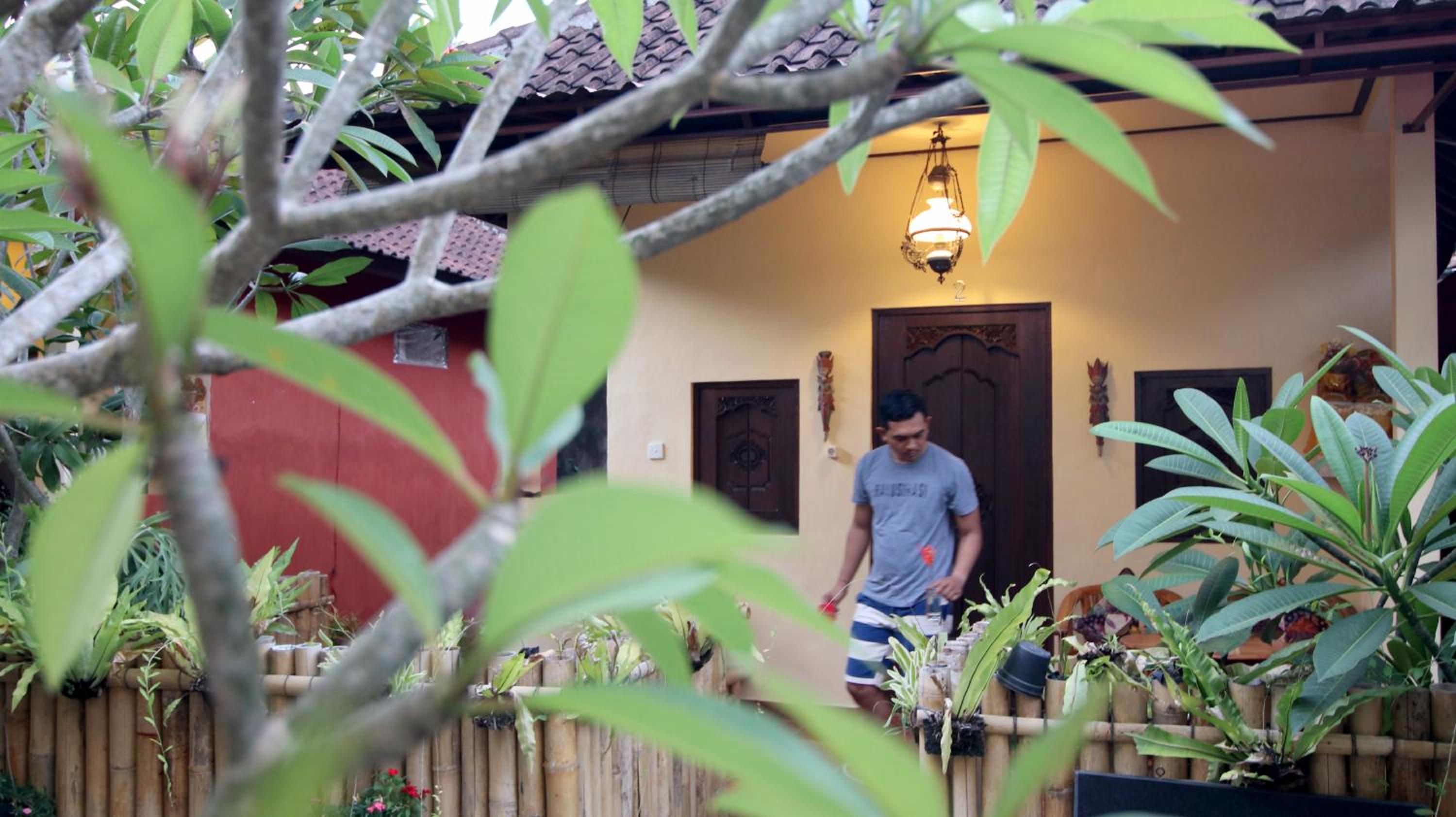 Ayye Bungalows