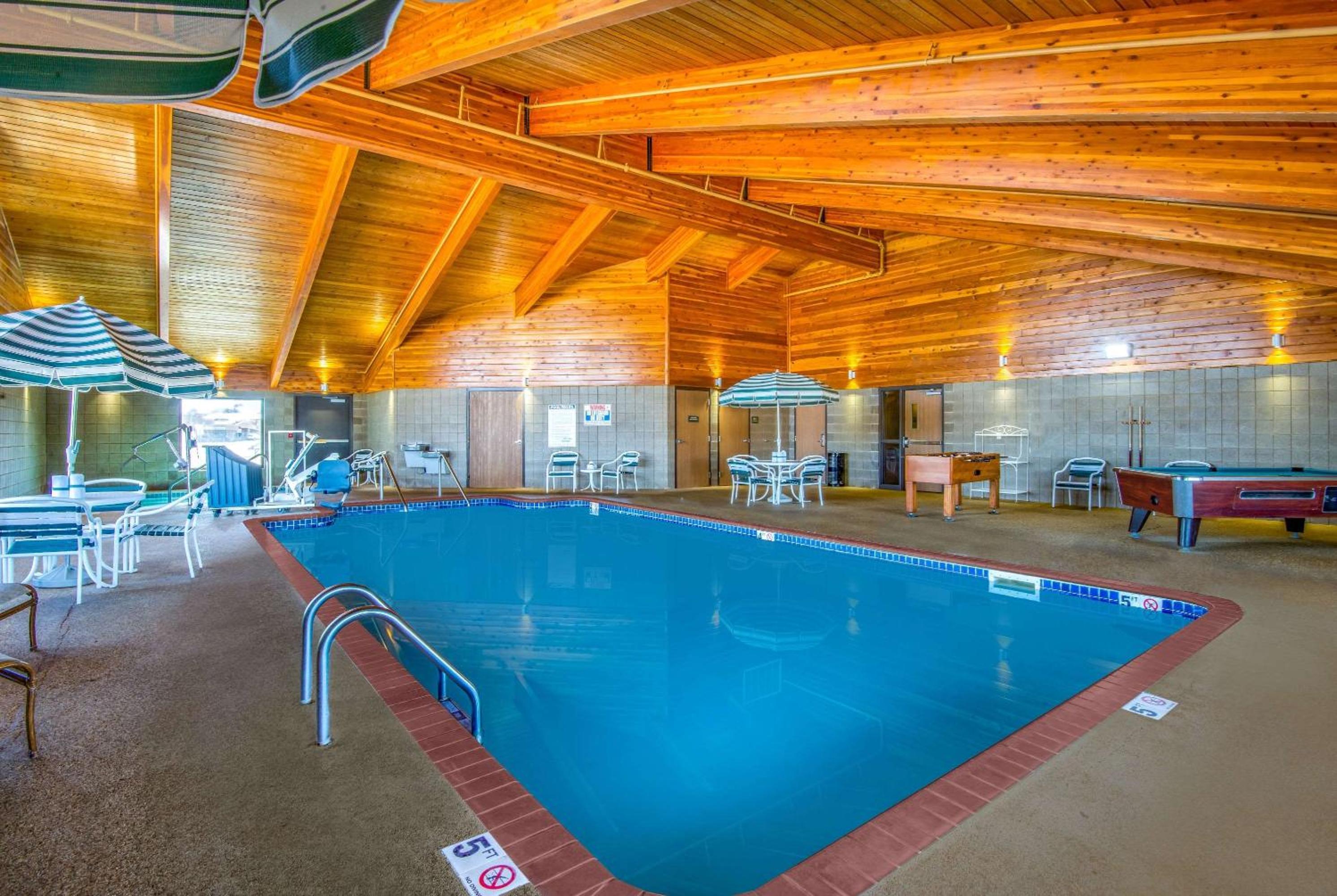 AmericInn by Wyndham Pampa Event Center view 4