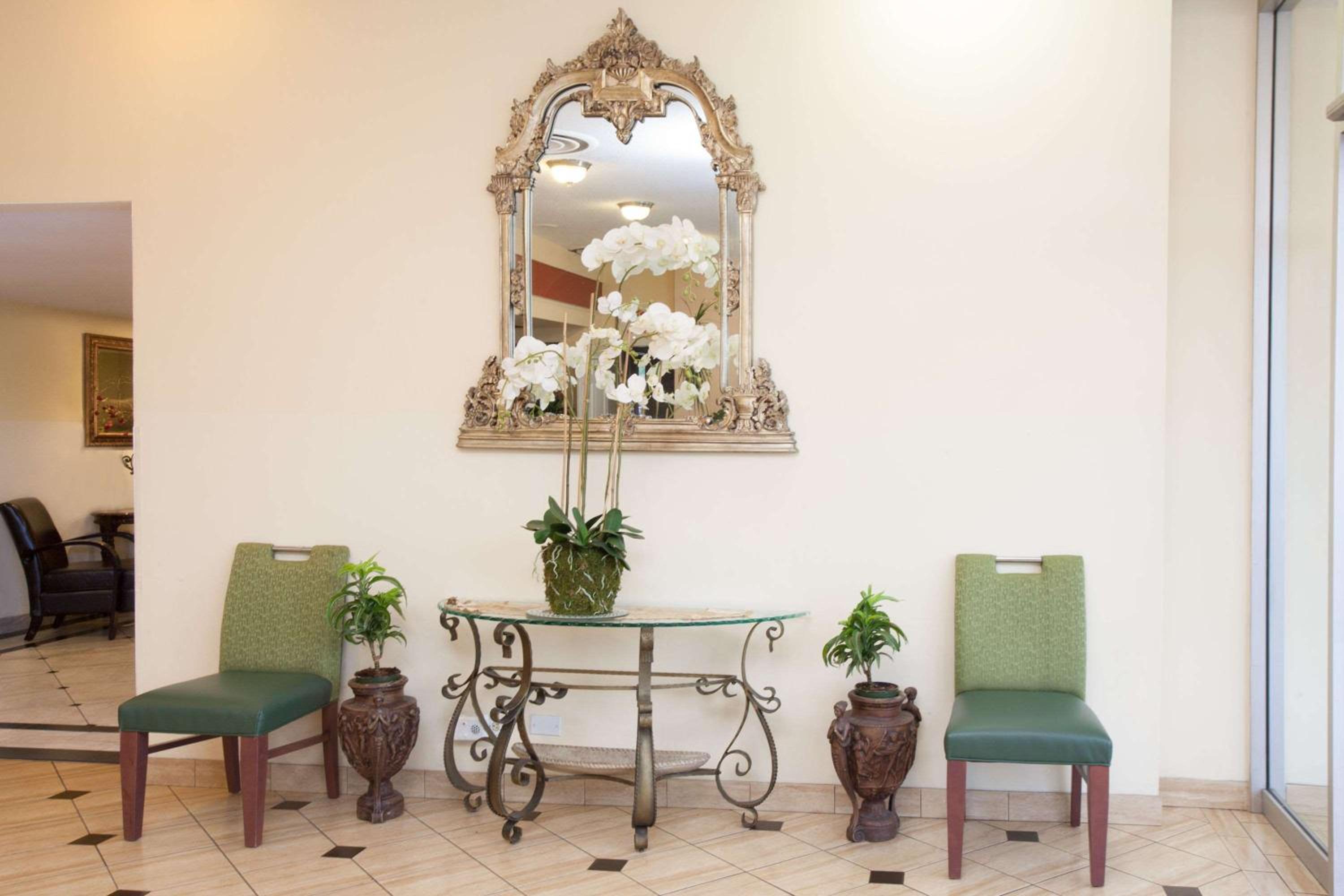 Super 8 by Wyndham Chicago Northlake O'Hare South - Property Image 15