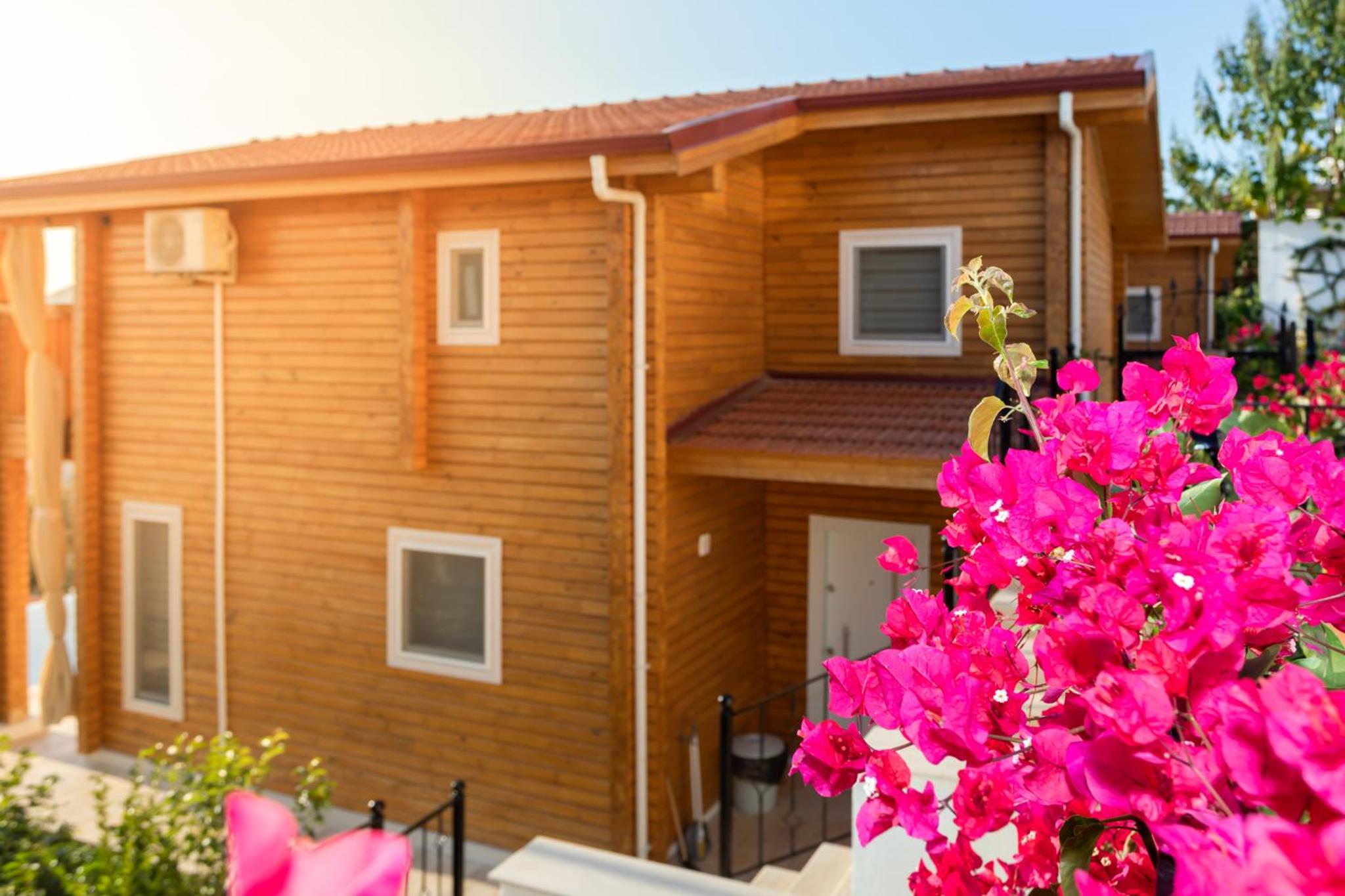 Hotel Eco Villa Manolya - Image 1