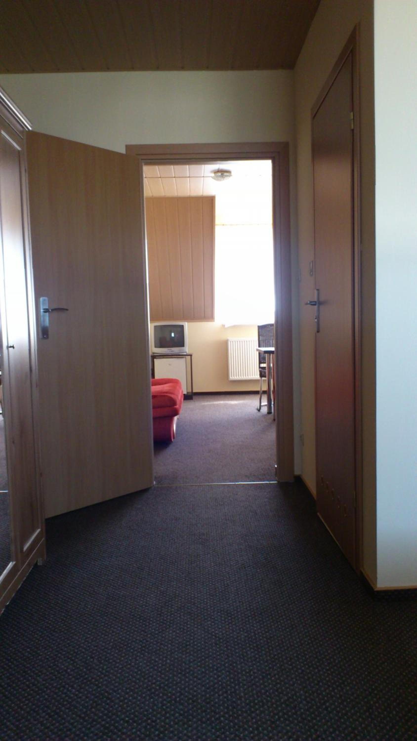 Photo 56