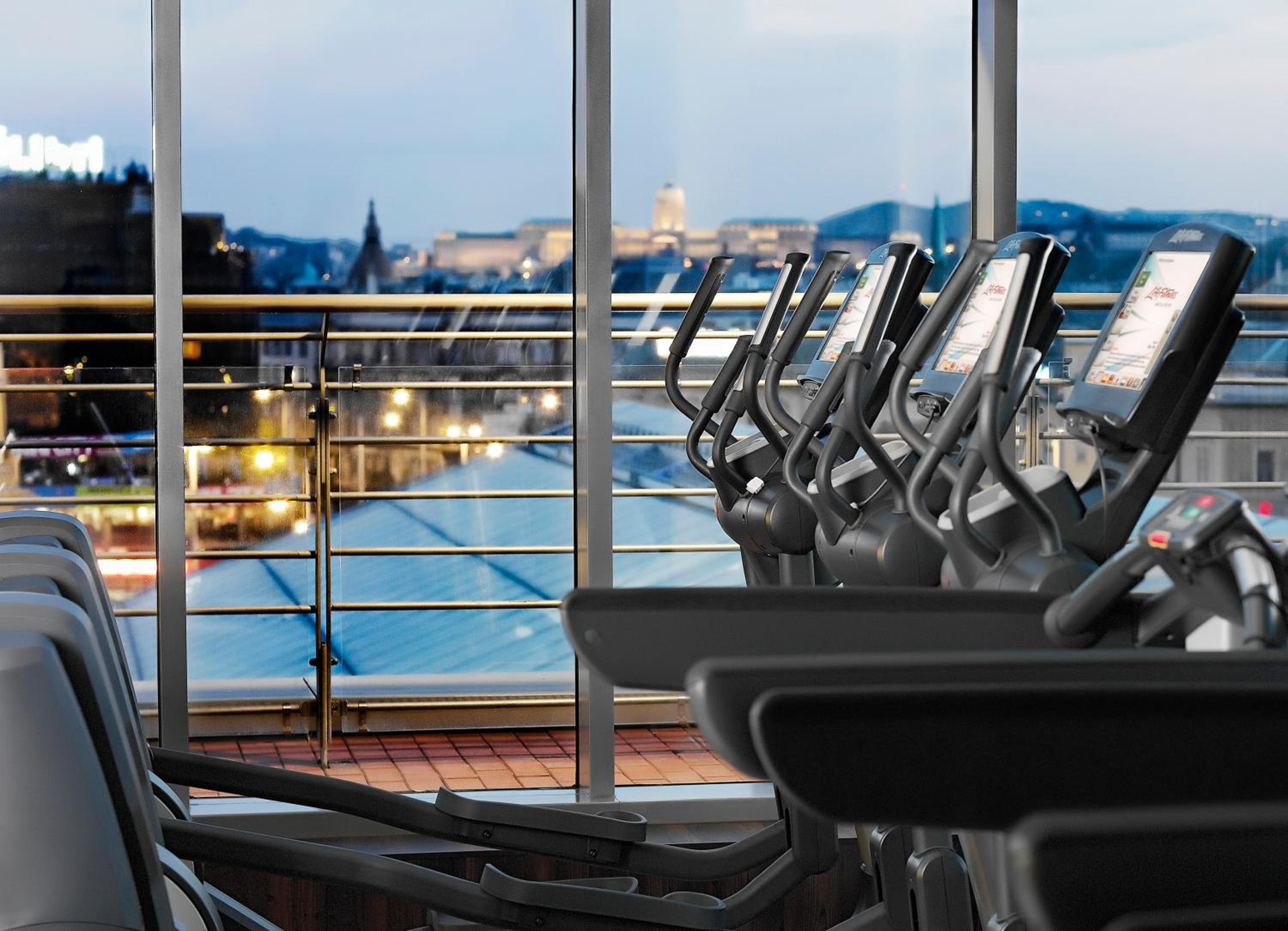 Crowne Plaza Budapest by IHG 56