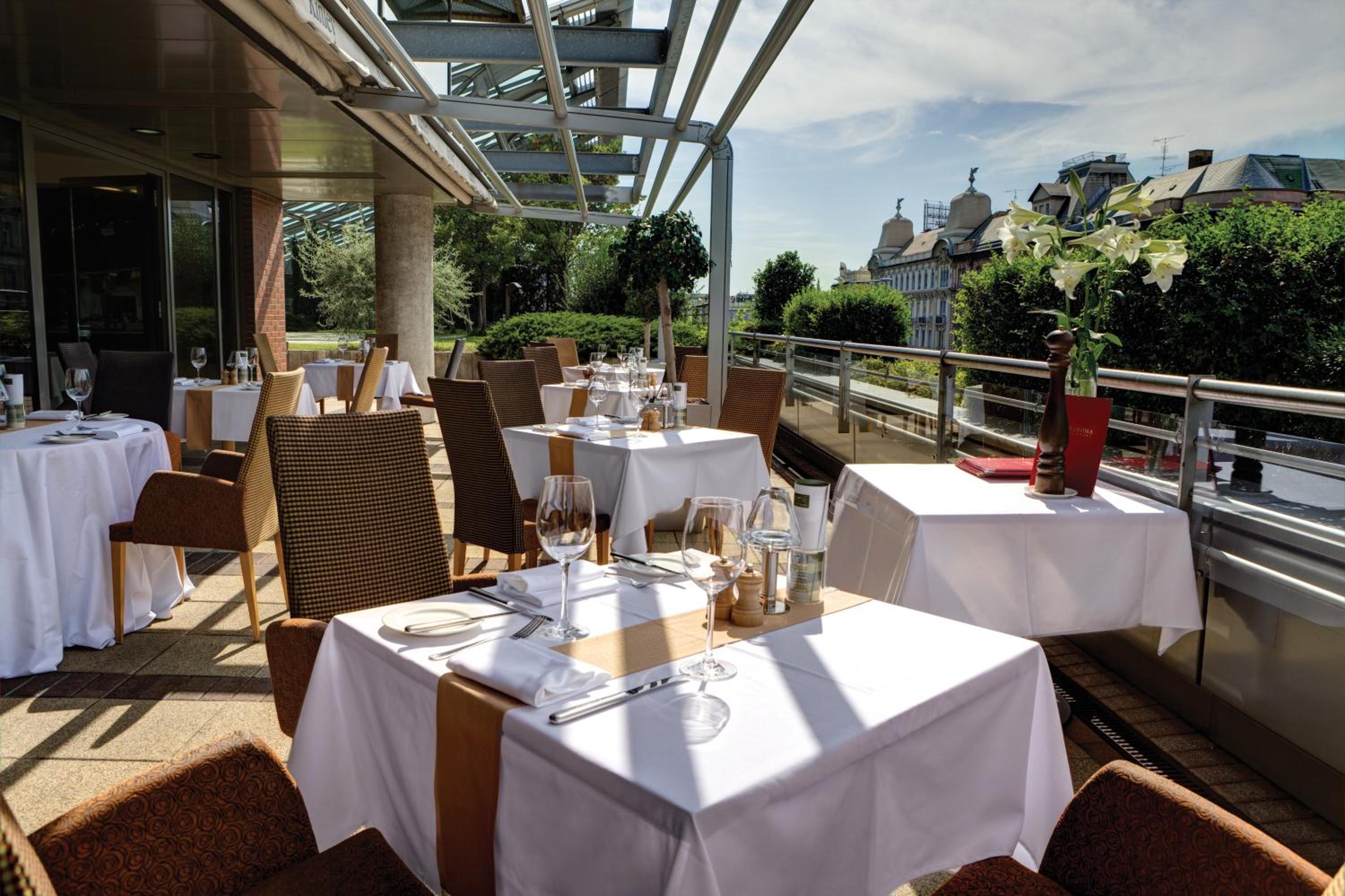 Crowne Plaza Budapest by IHG 66