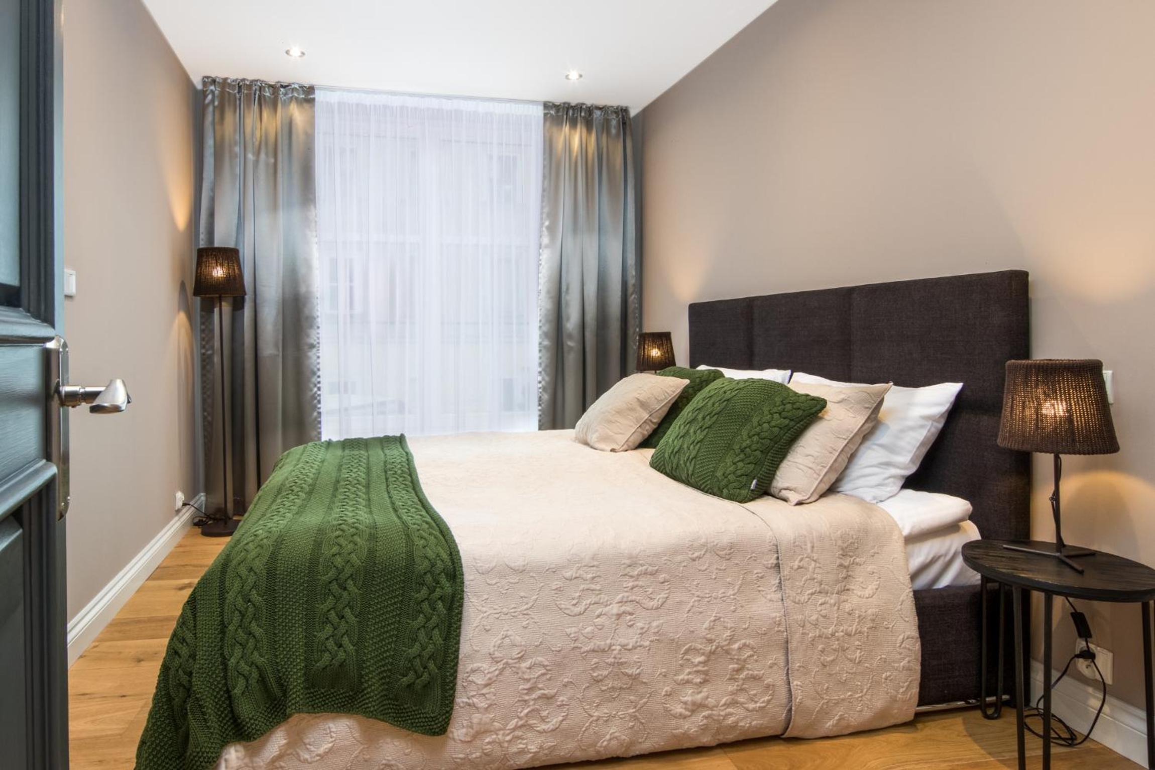 Old Town Premium Queen`s Apartments