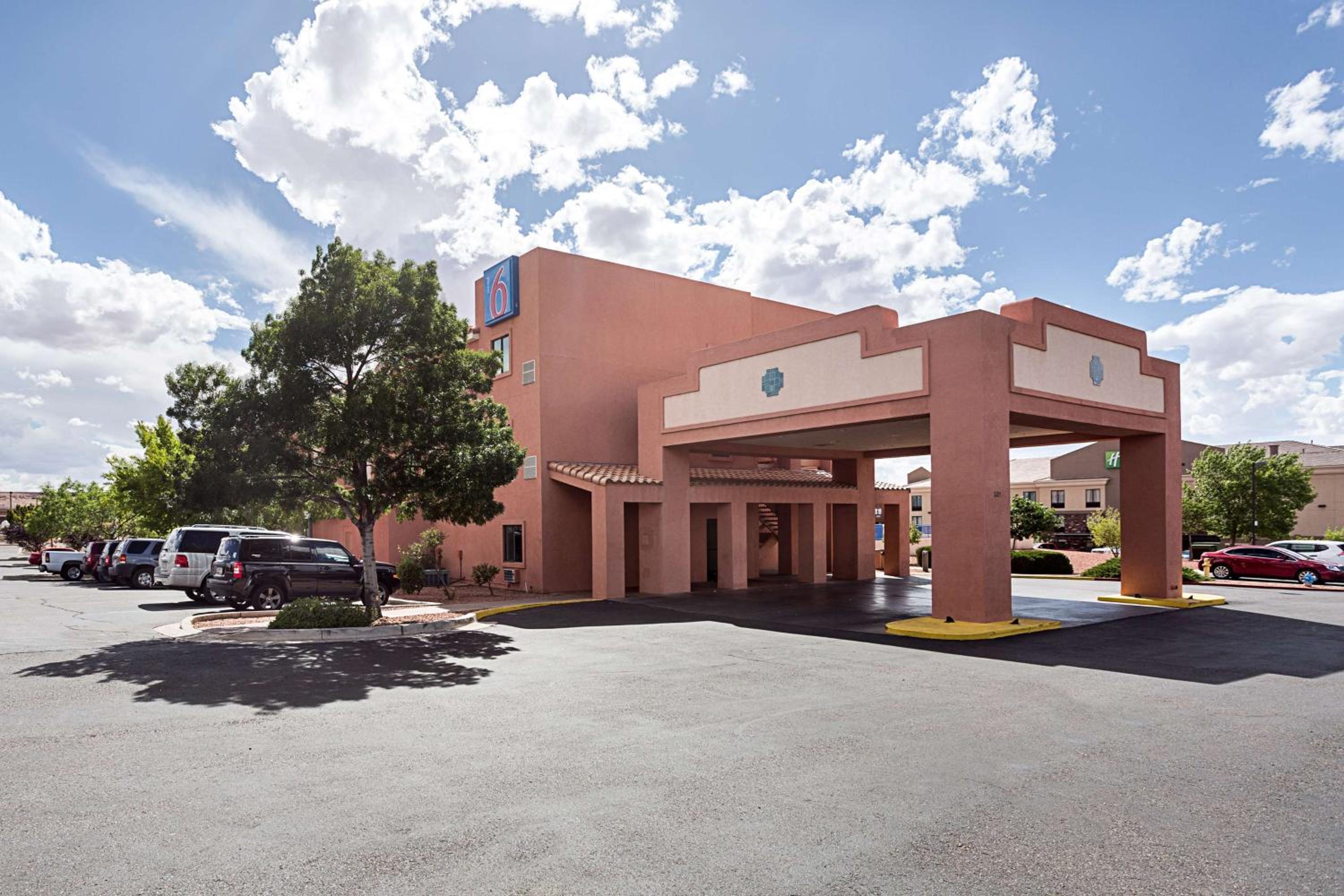 Page Vacations - Motel 6-Page, AZ - Property Image 1