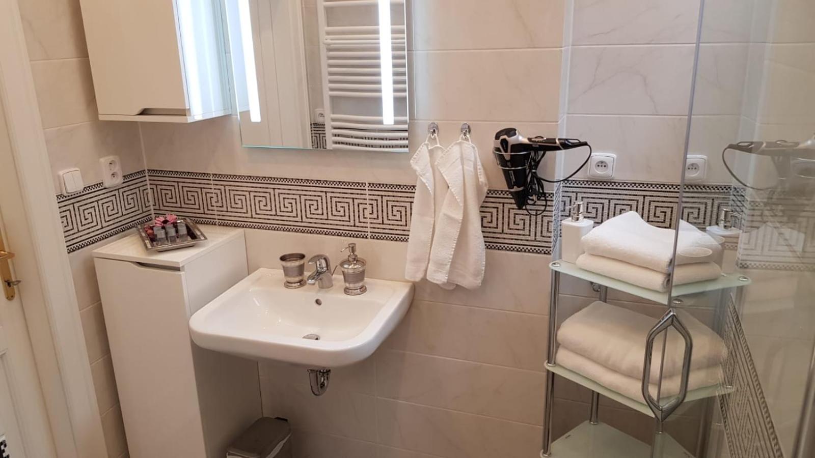 PragueOne Apartment,A/C,Terrace