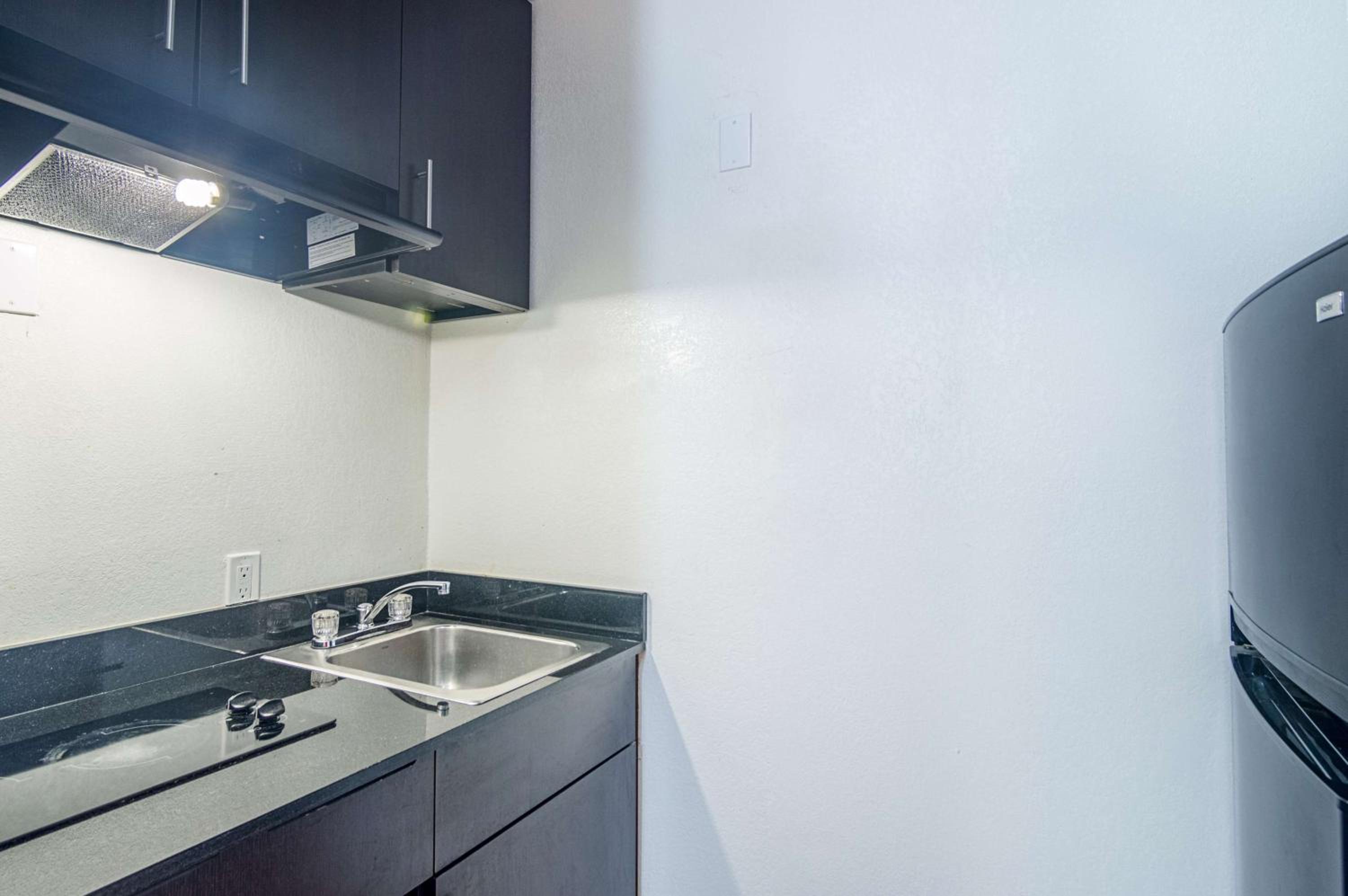 Ardmore Vacations - Motel 6-Ardmore, OK - Property Image 32