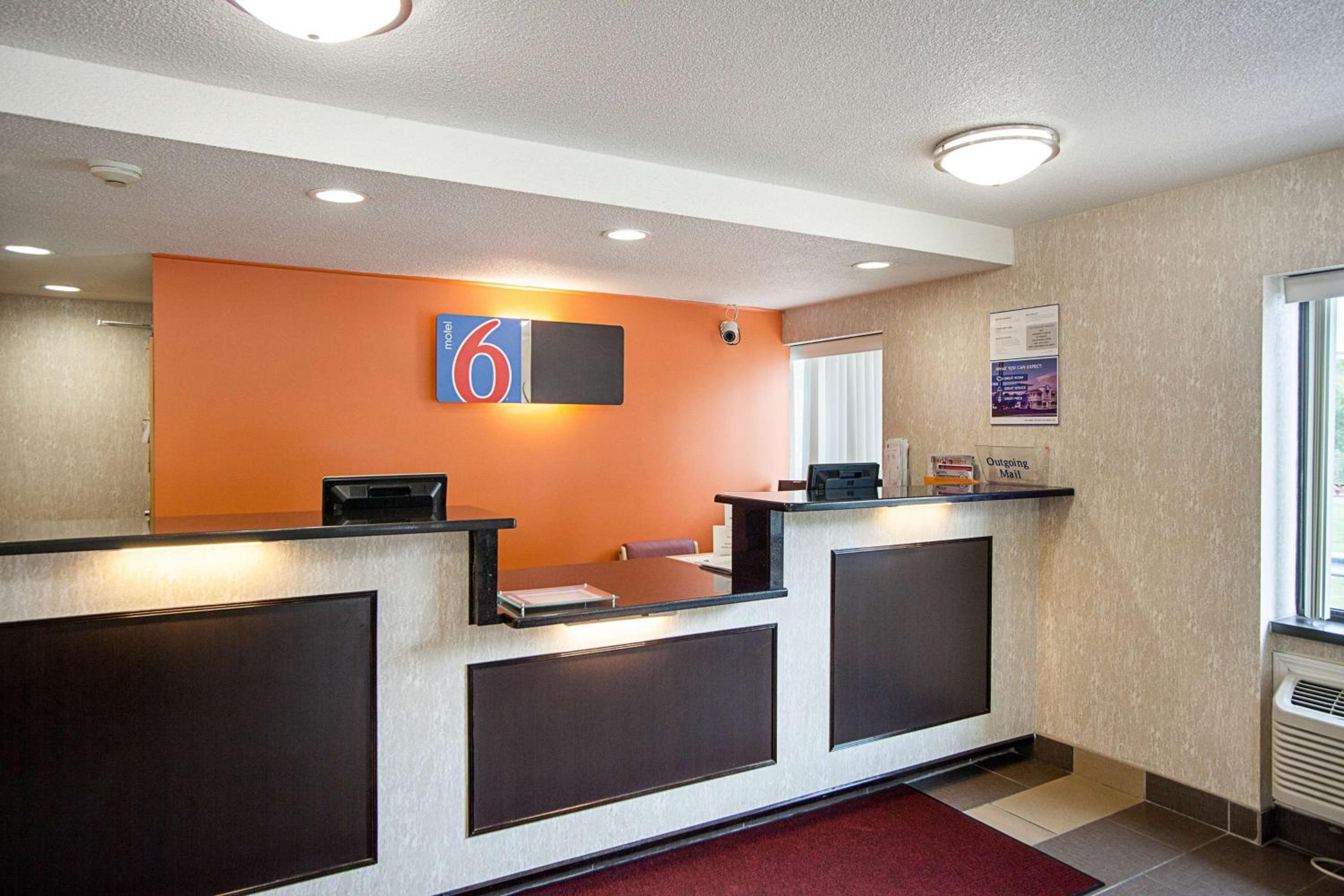 Motel 6-Binghamton, NY