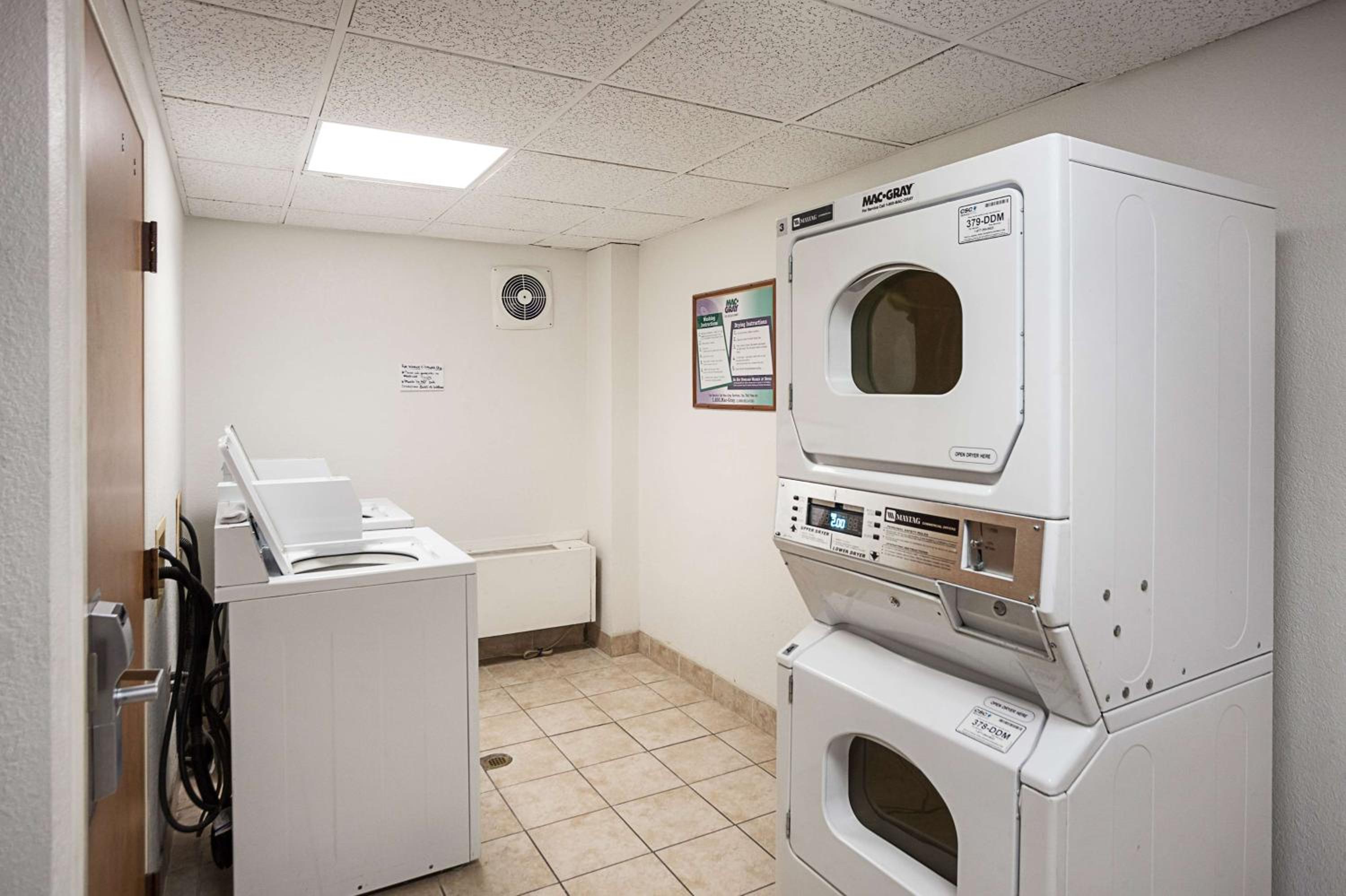 Motel 6-Binghamton, NY