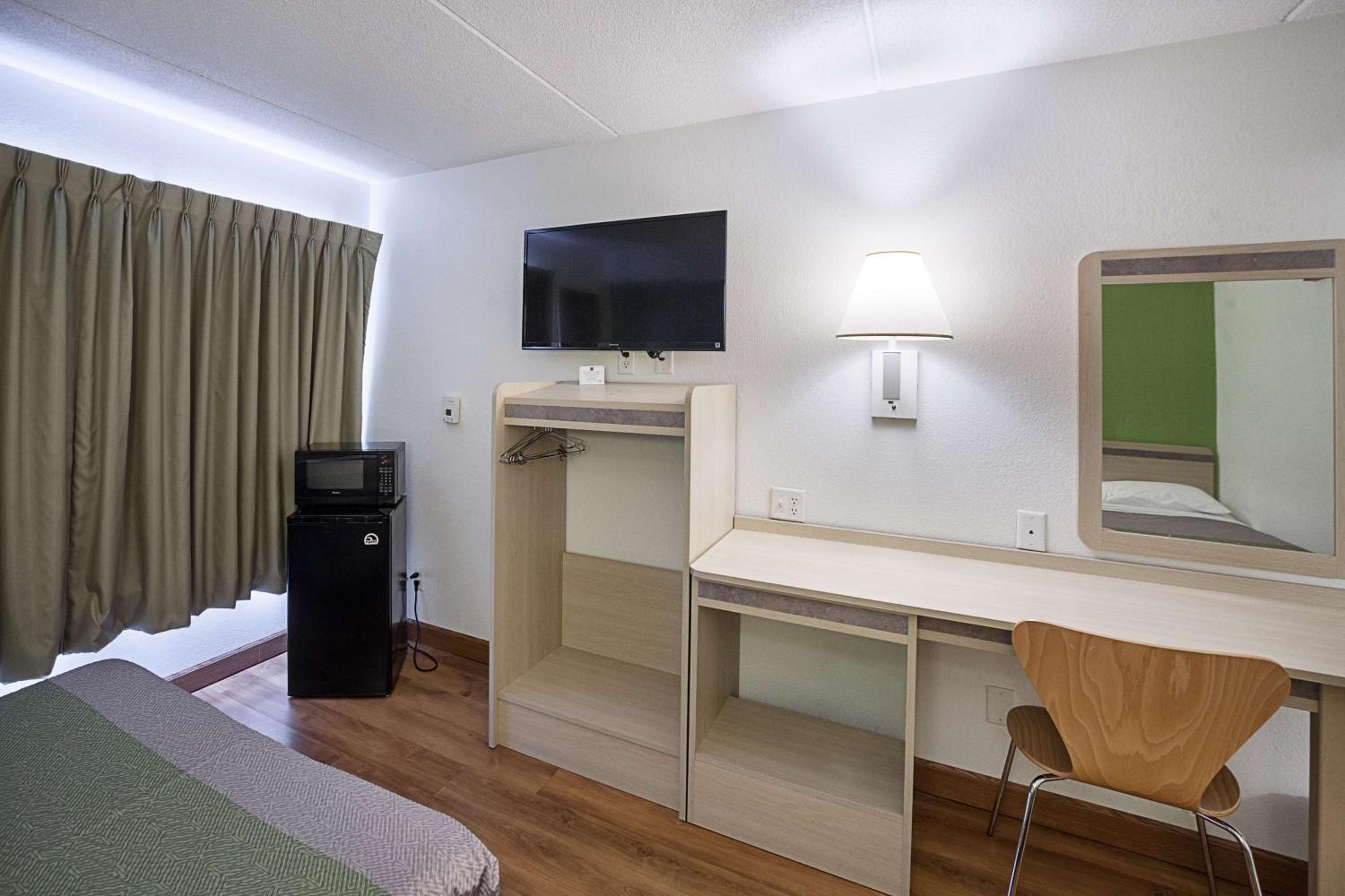 Motel 6-Binghamton, NY