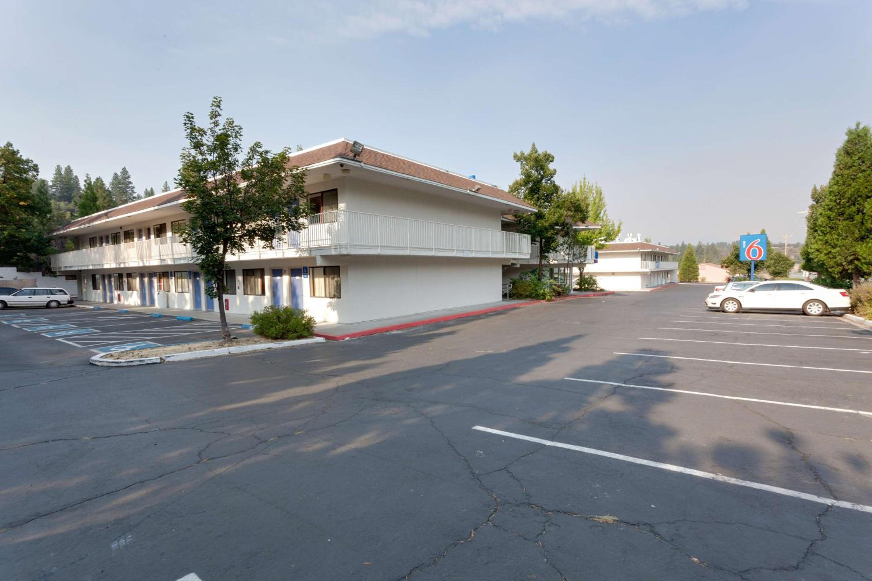 Motel 6 Weed - Mount Shasta