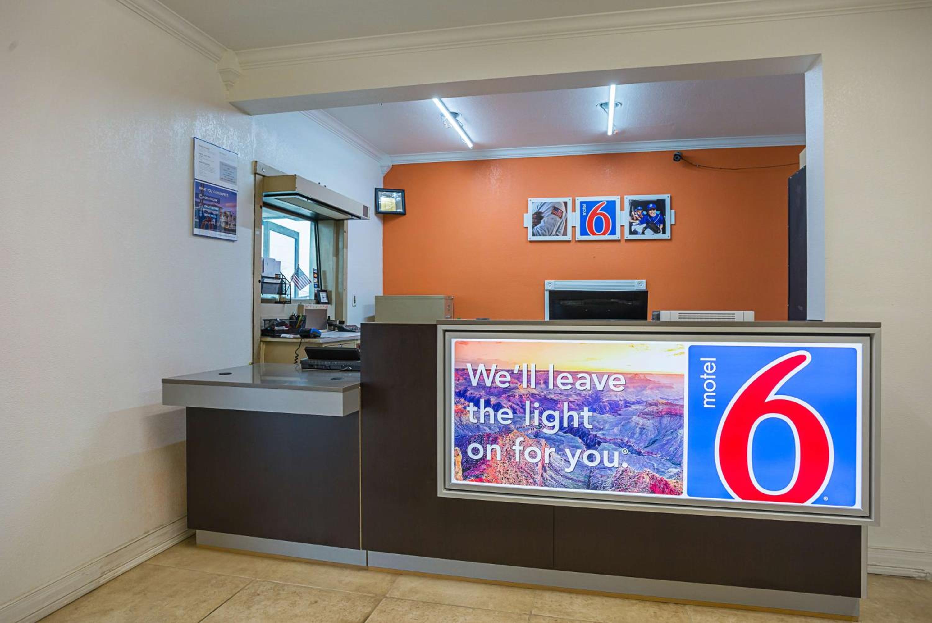 Motel 6-Brinkley, AR