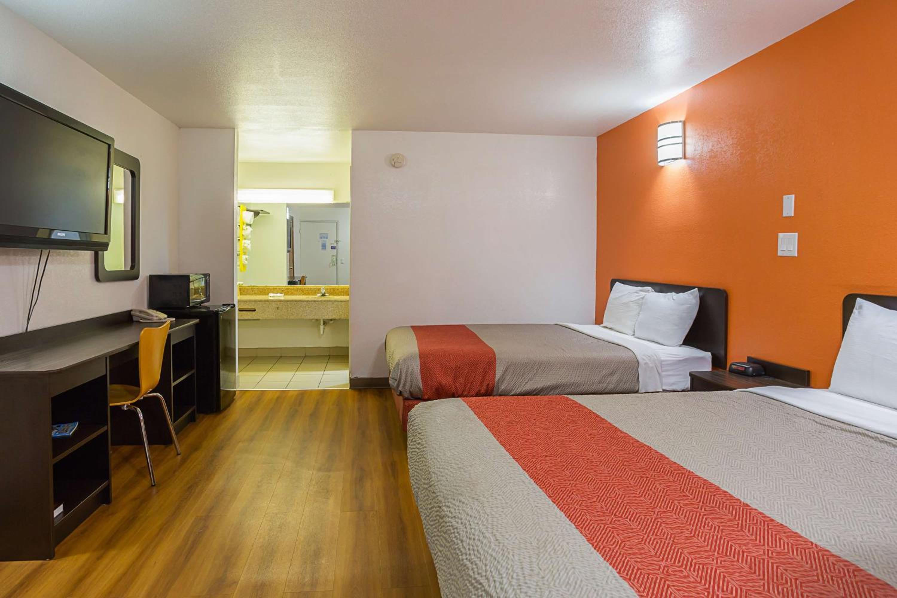 Motel 6-Brinkley, AR - Property Image 5