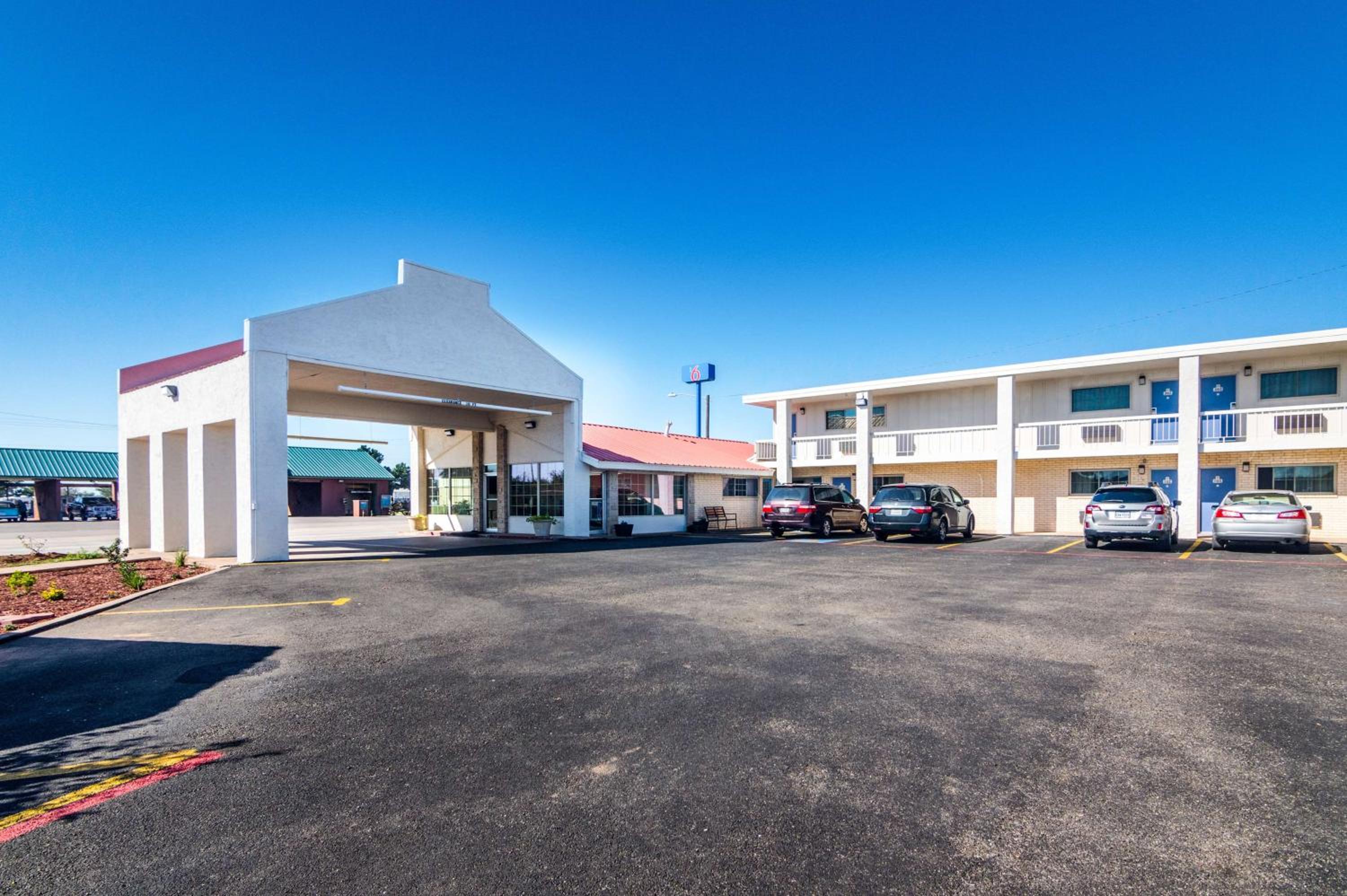 Childress Vacations - Motel 6-Childress, TX - Property Image 22
