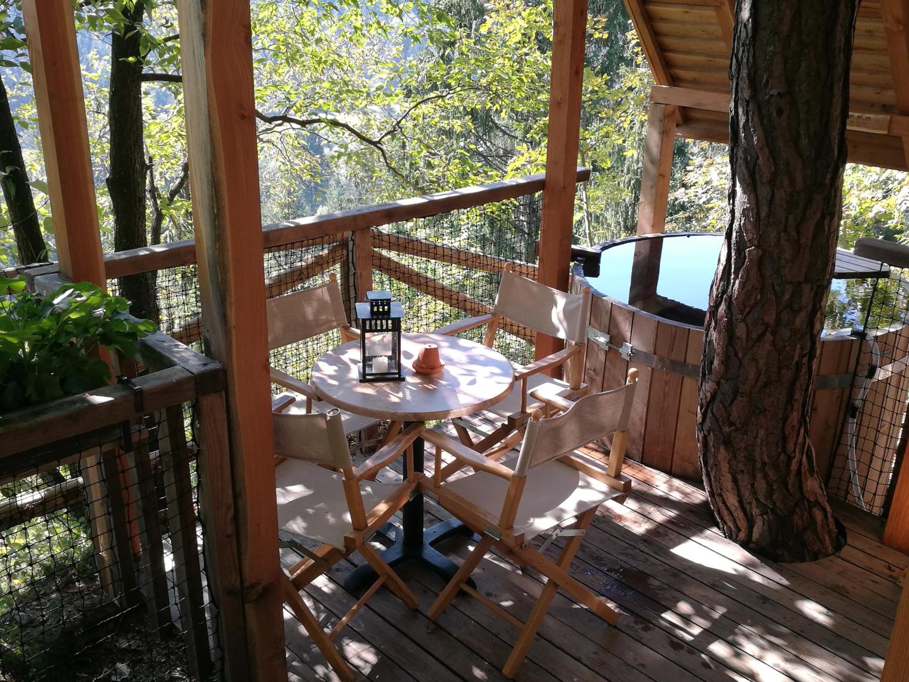 Ribno Alpine Glamping view 3