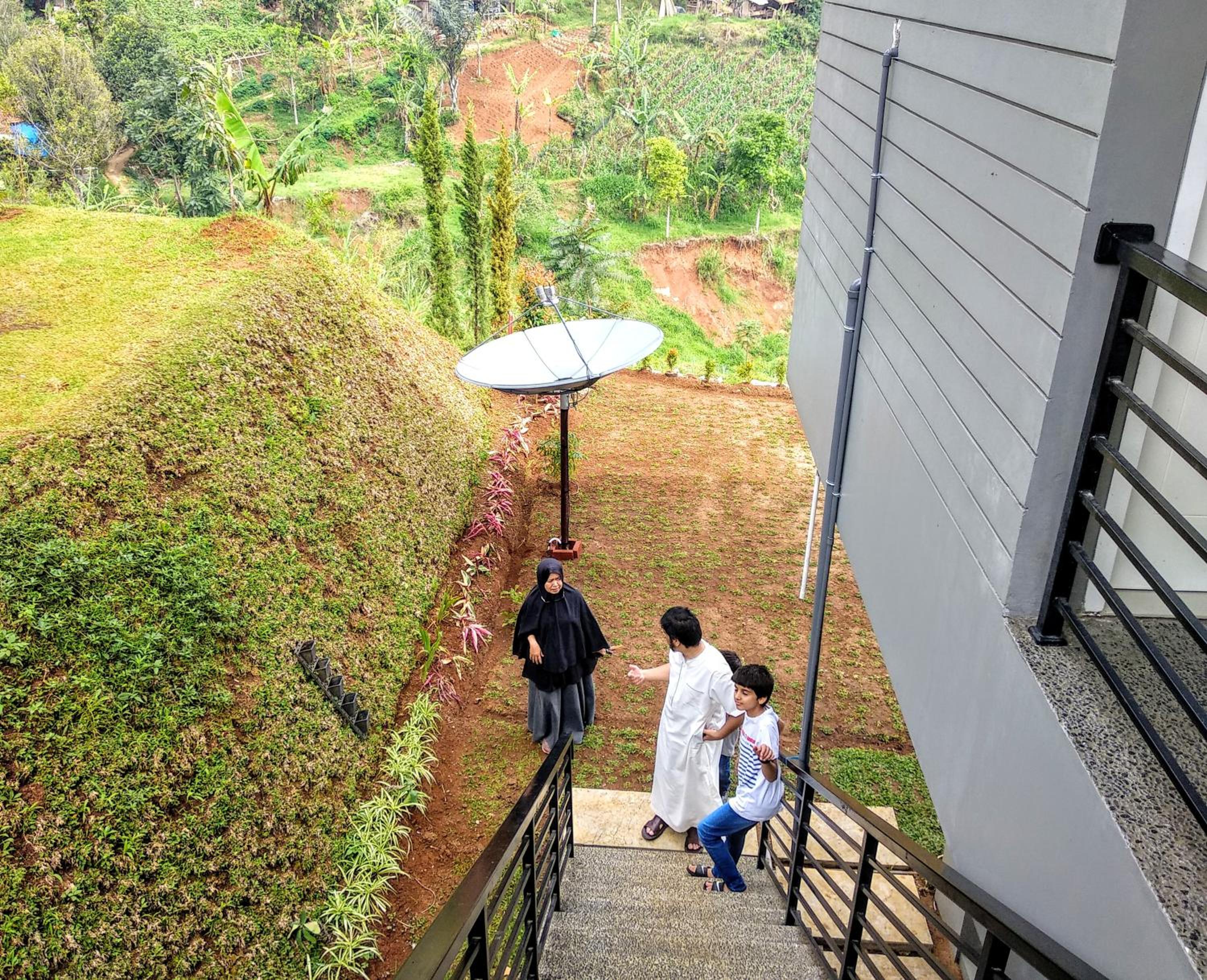 Rose Garden Villa view 4