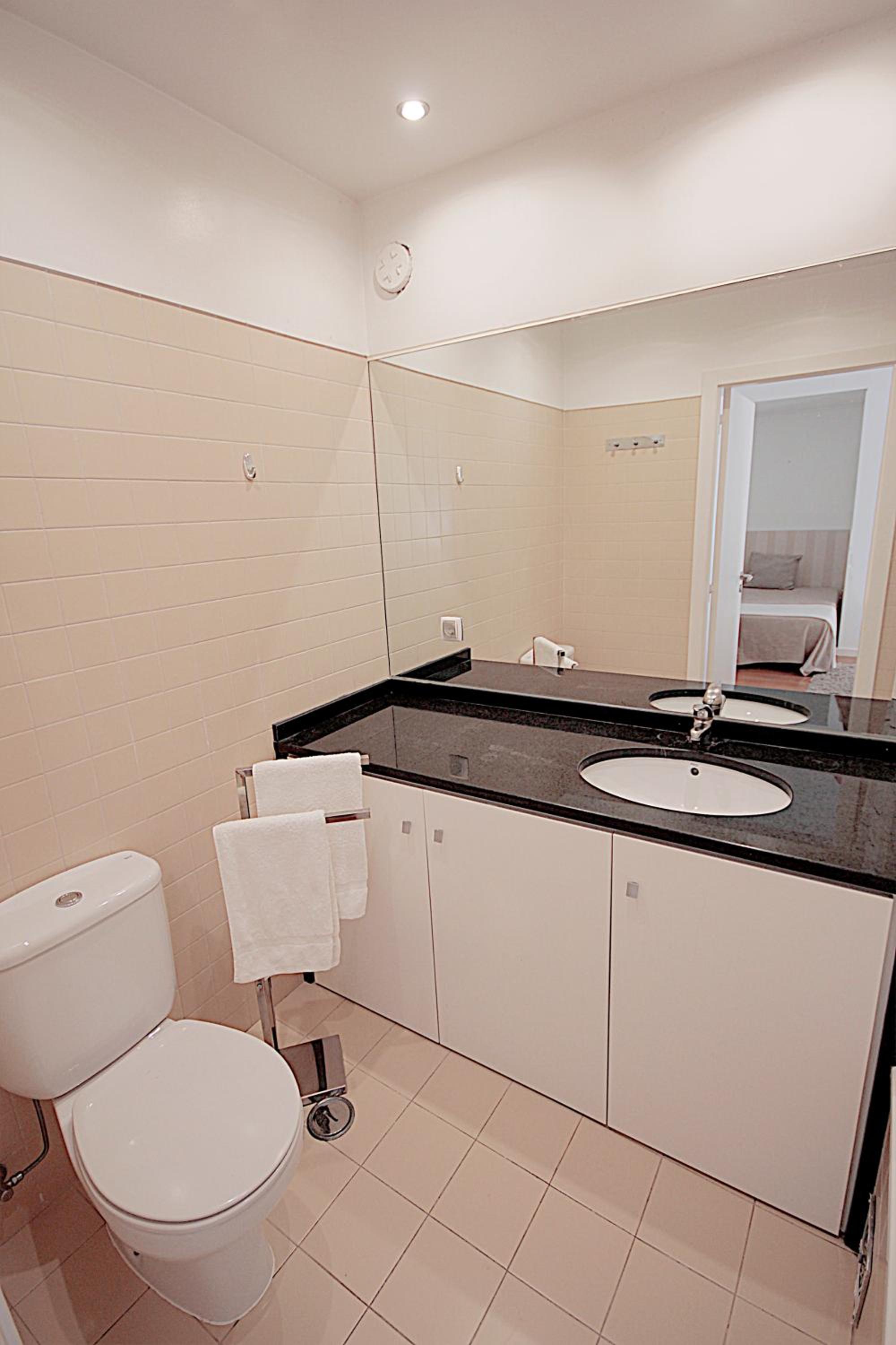 Salgadeiras Suites - Bairro Alto