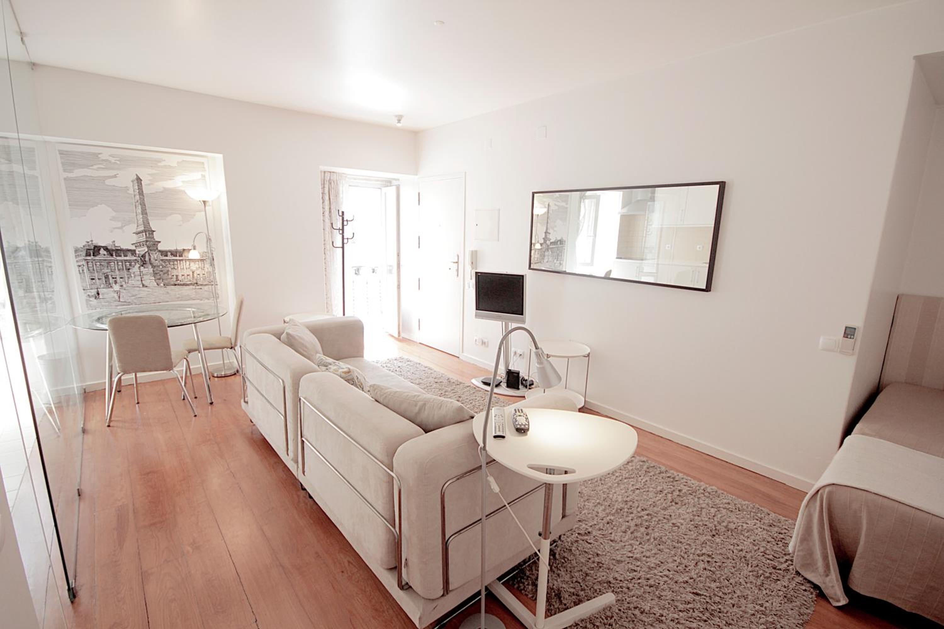 Salgadeiras Suites - Bairro Alto