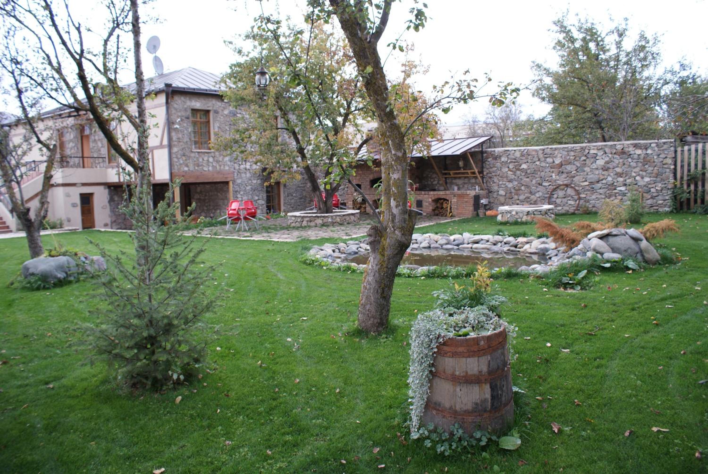 Takht House