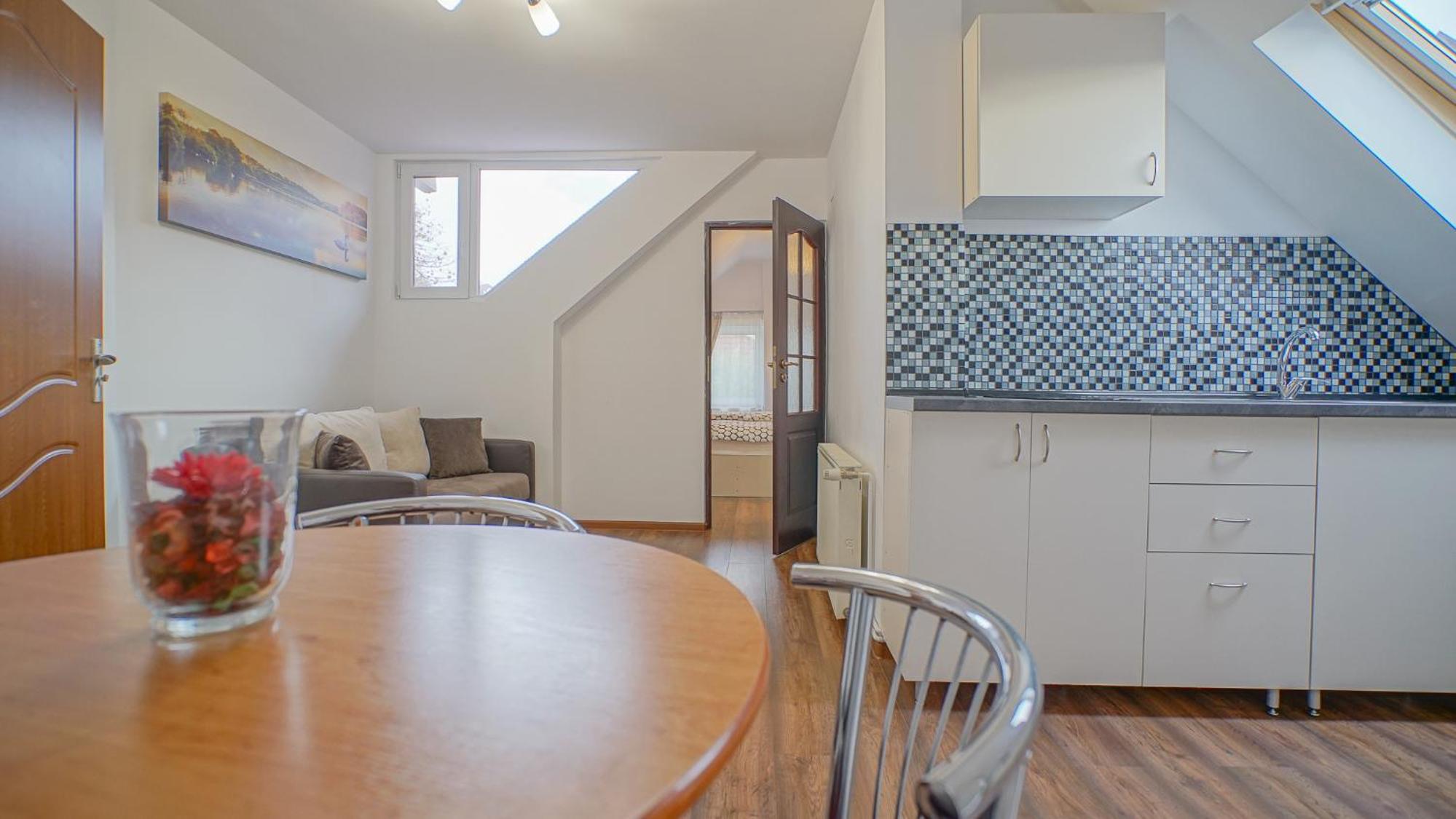 Coroni Residence - Cazare Delegati si Muncitori Brasov