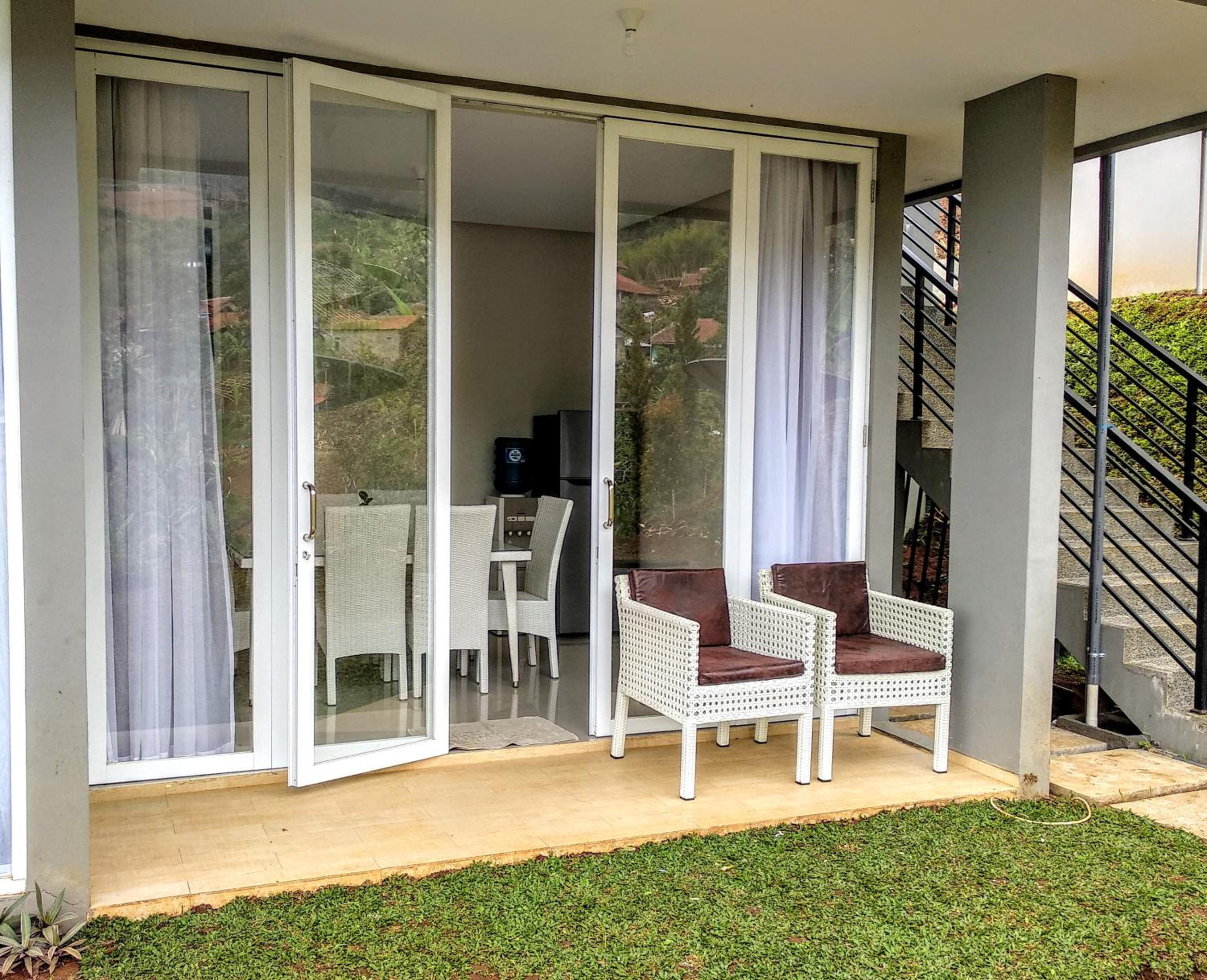 Rose Garden Villa view 5