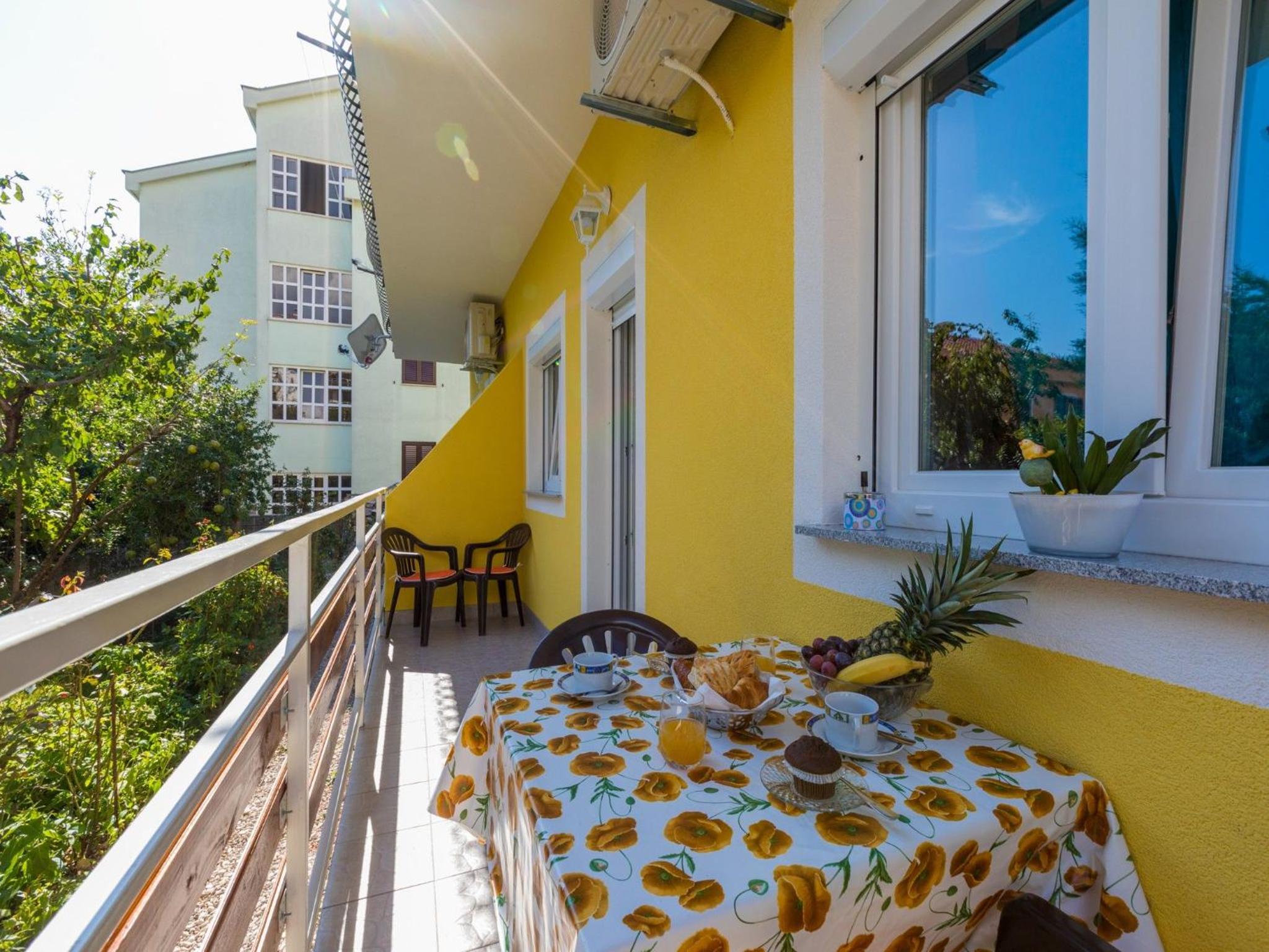 Apartment Lena view 3